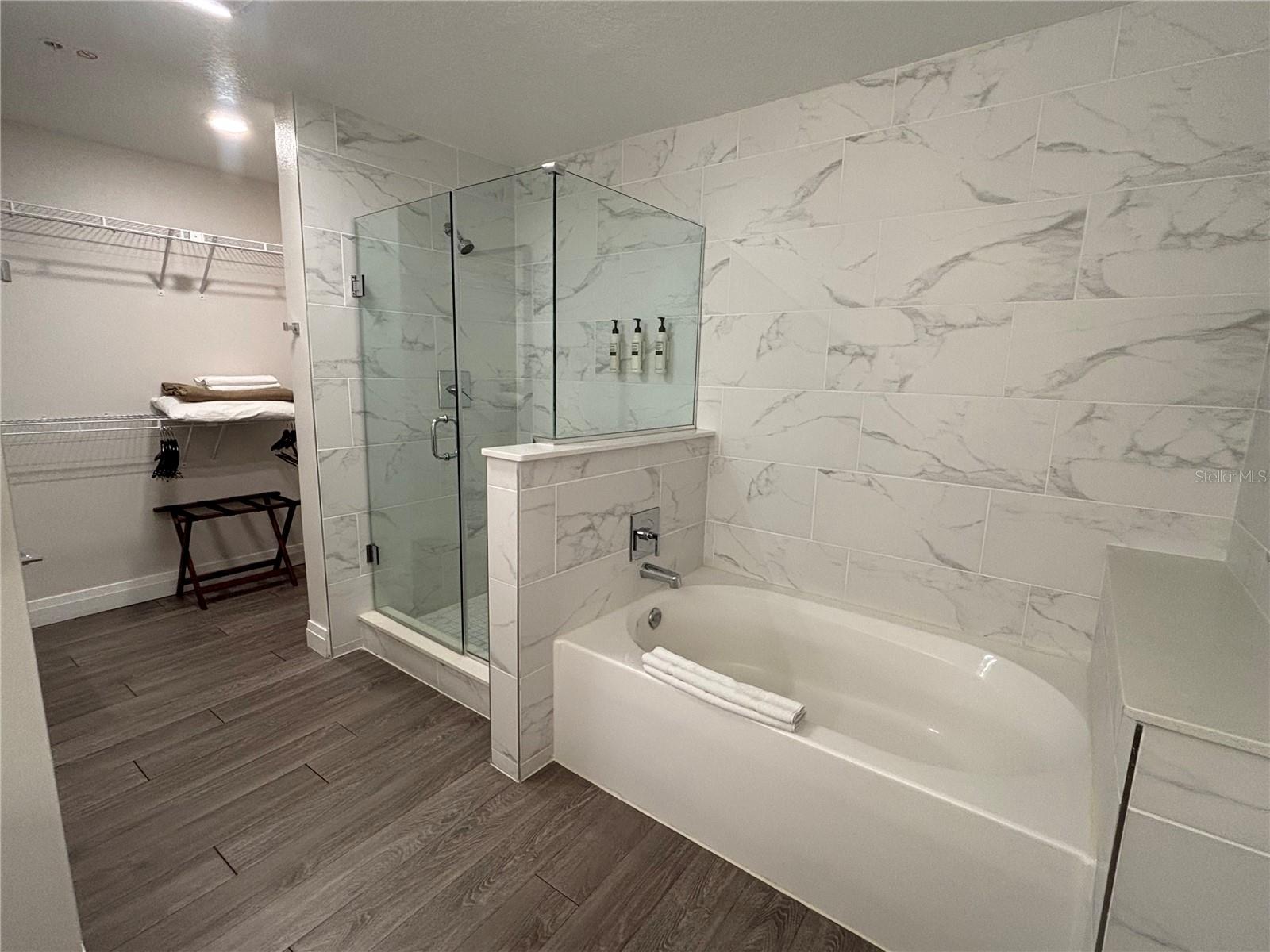 14501 Grove Resort Ave #2530 Property Photo 11