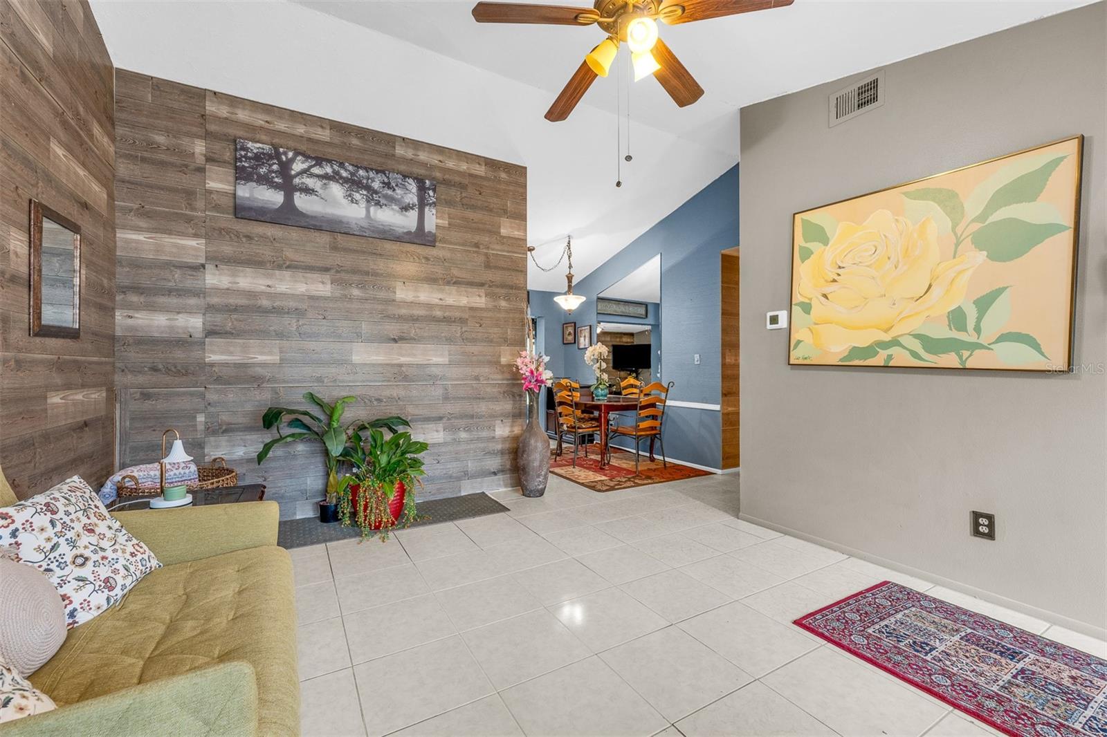 8509 Lyonia Dr Property Photo 8