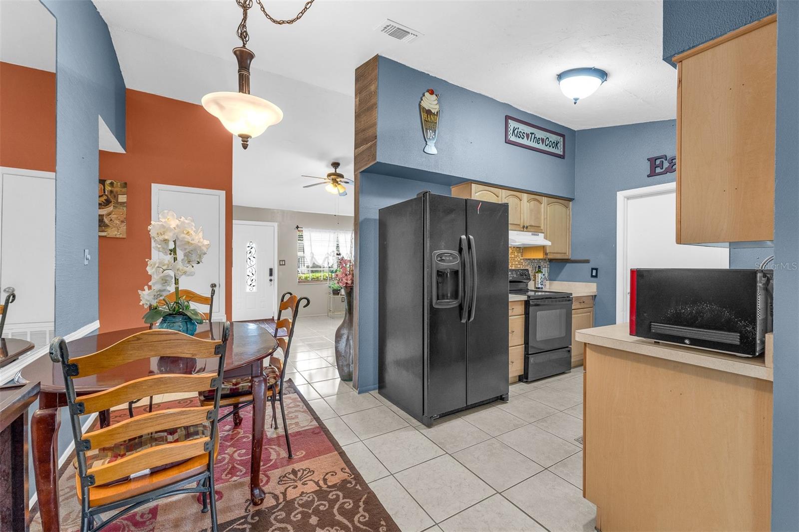 8509 Lyonia Dr Property Photo 11