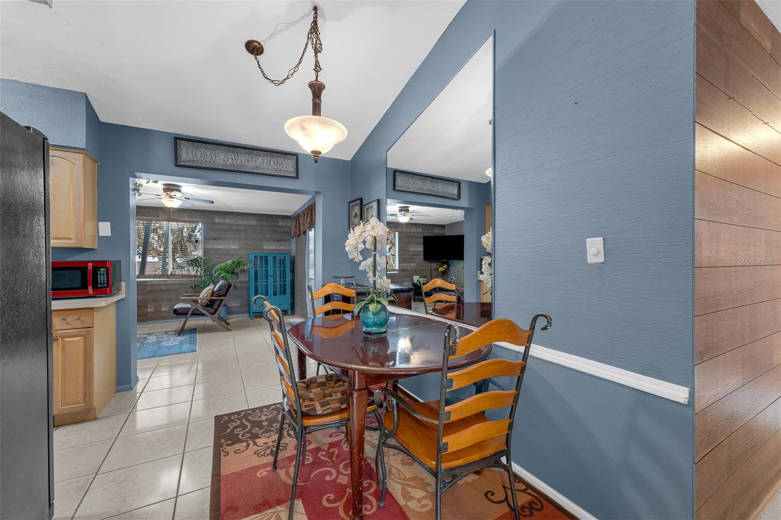 8509 Lyonia Dr Property Photo 14