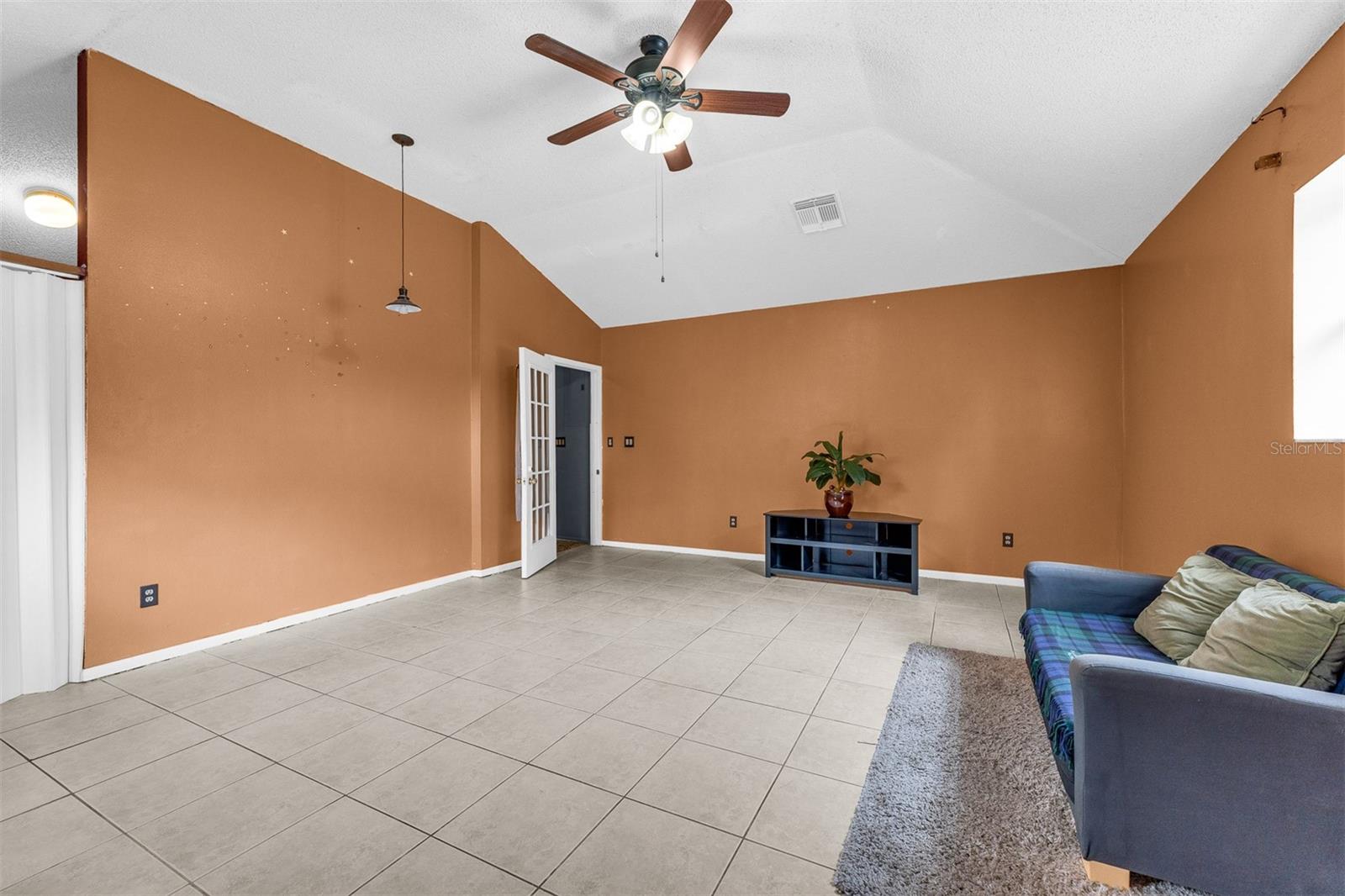 8509 Lyonia Dr Property Photo 25
