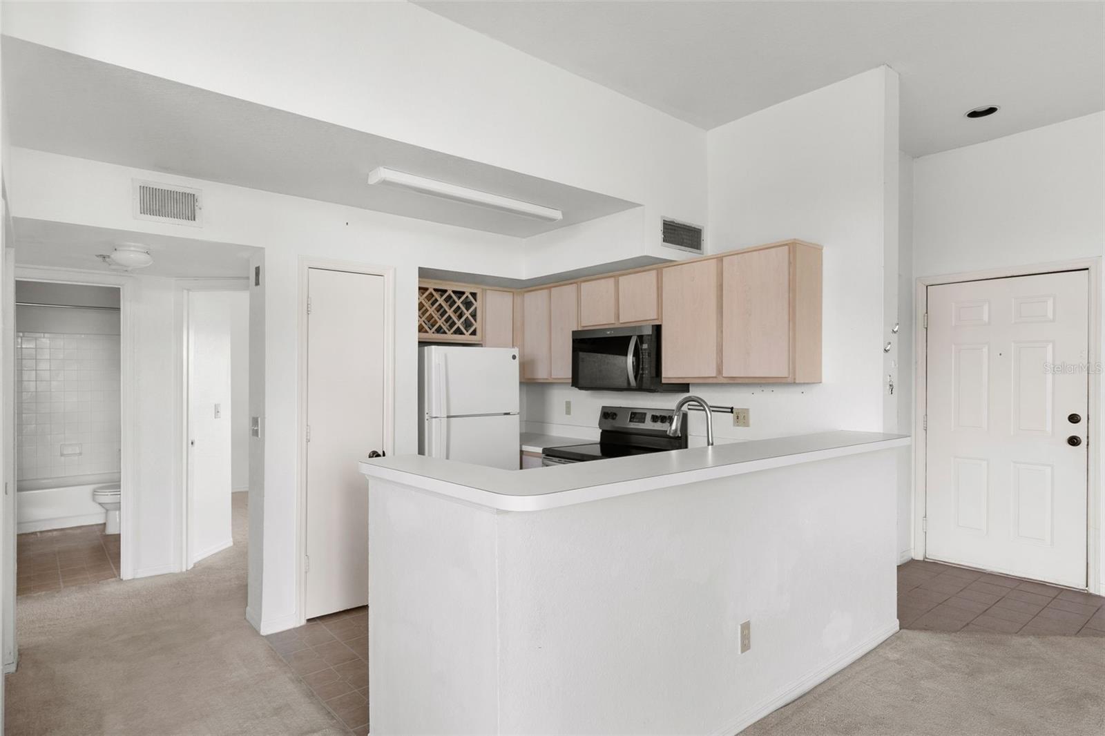 7320 Westpointe Blvd #533 Property Photo 13