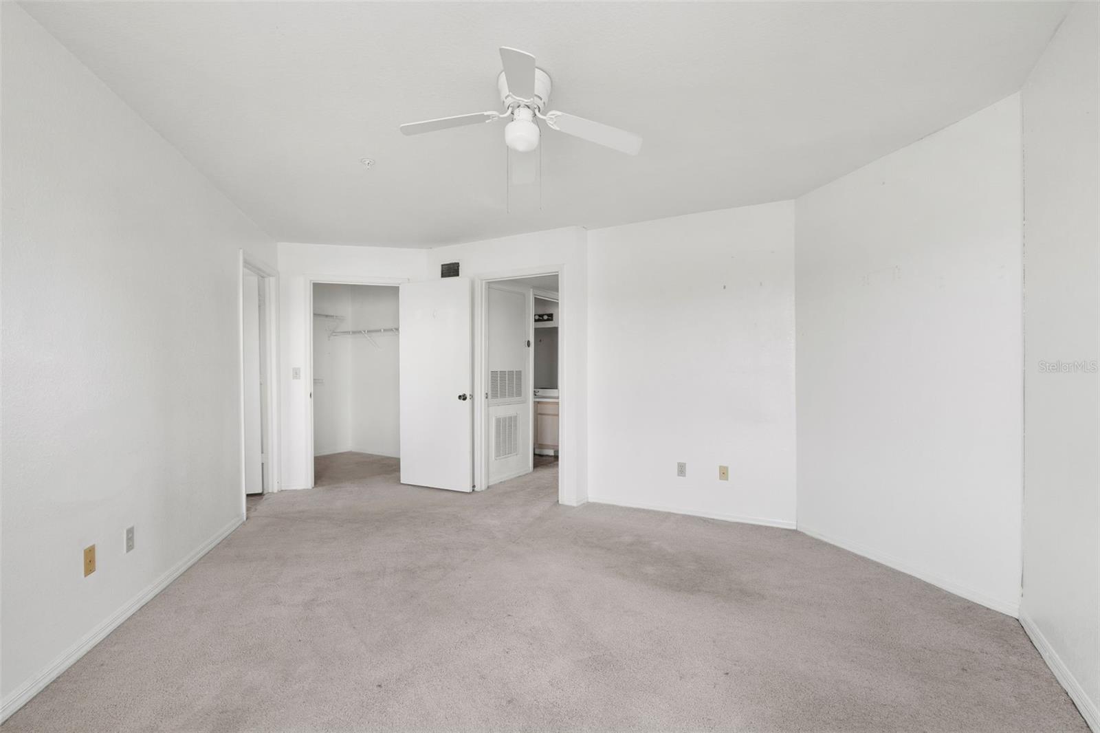 7320 Westpointe Blvd #533 Property Photo 22
