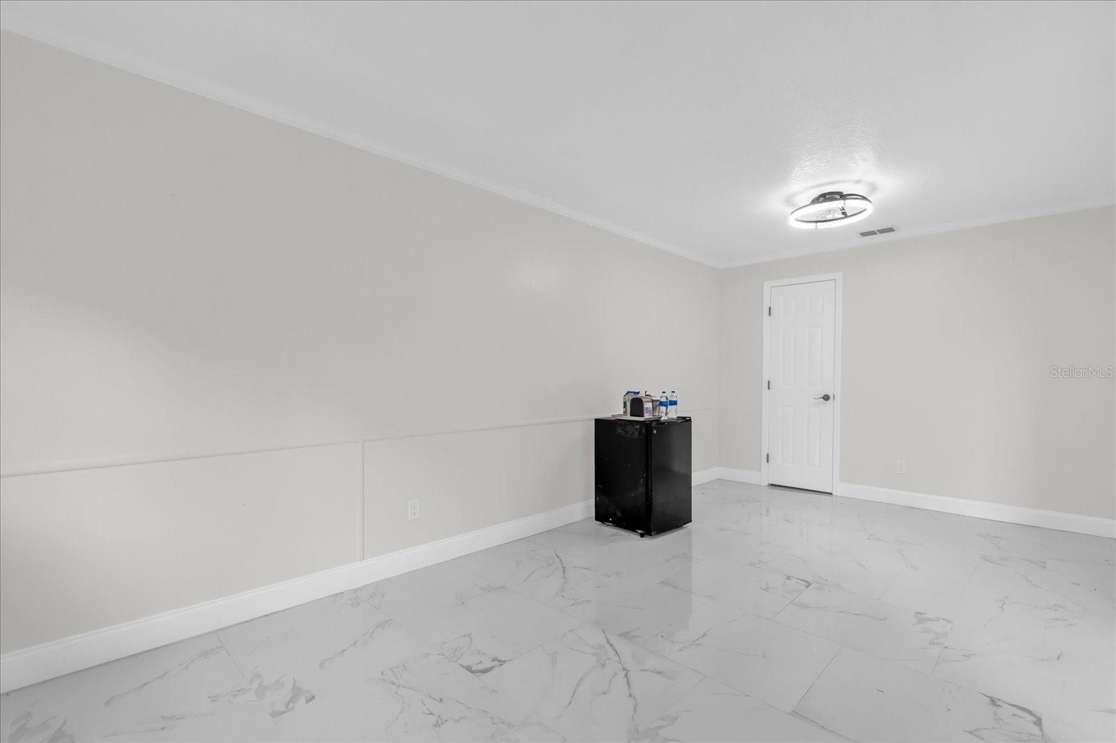 7506 Mott Ave Property Photo 5