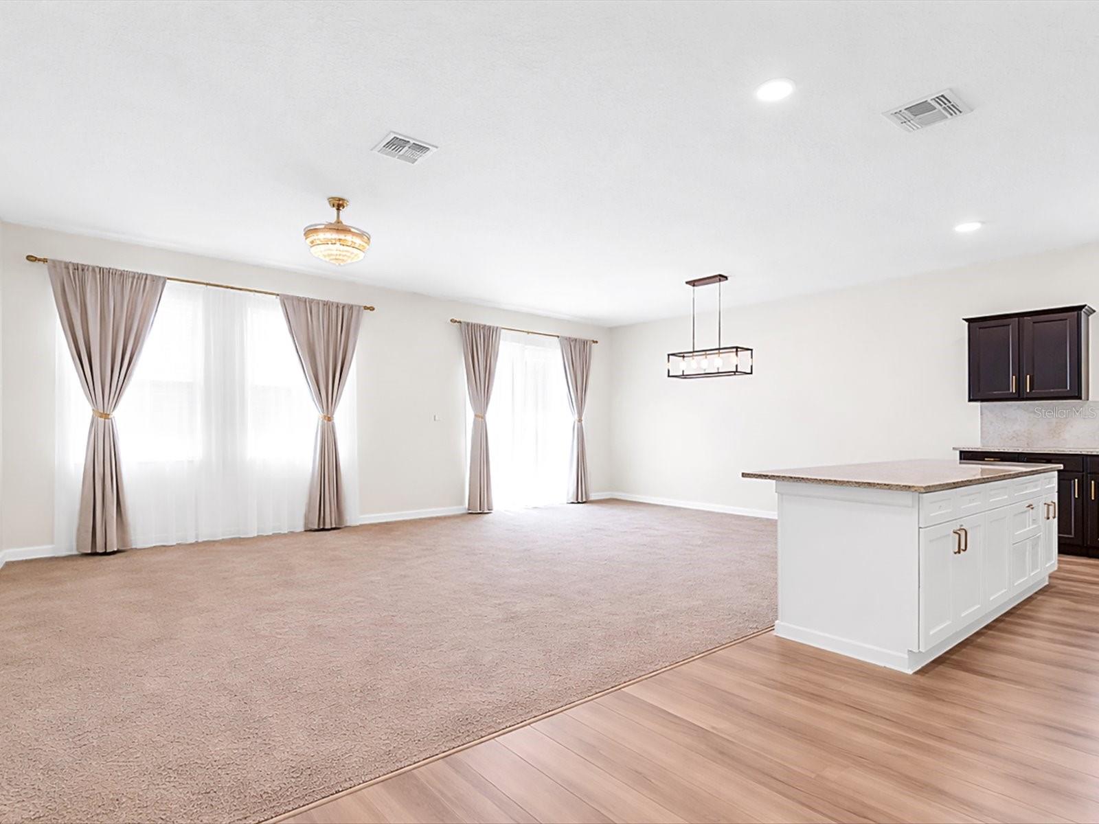 749 Orchid Grove Blvd Property Photo 3