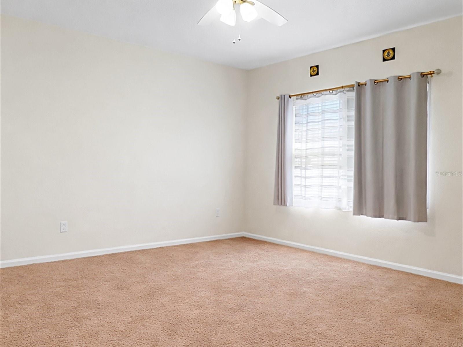 749 Orchid Grove Blvd Property Photo 8