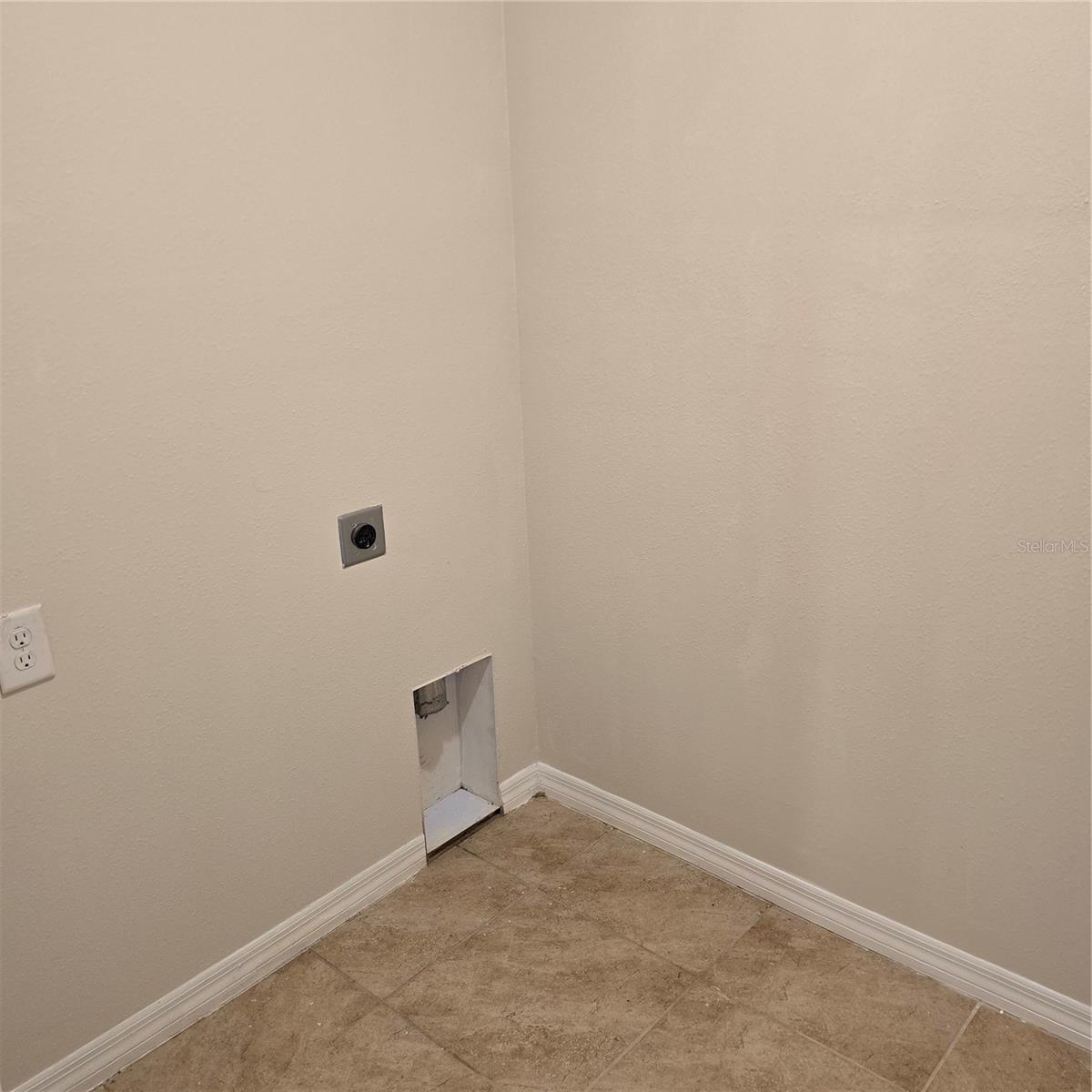 814 Sun Burst Rd Property Photo 31