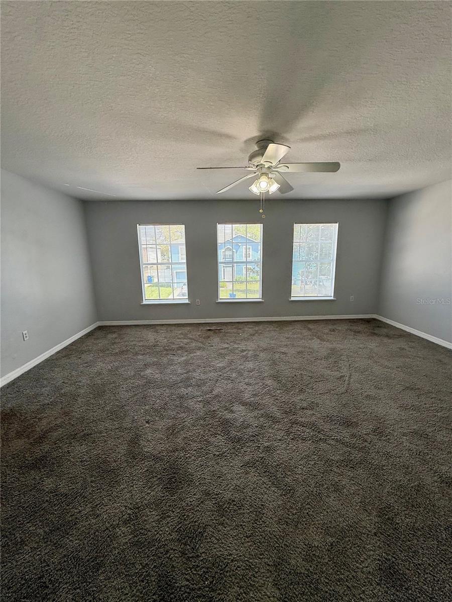 5445 Chandler Dr Property Photo 15
