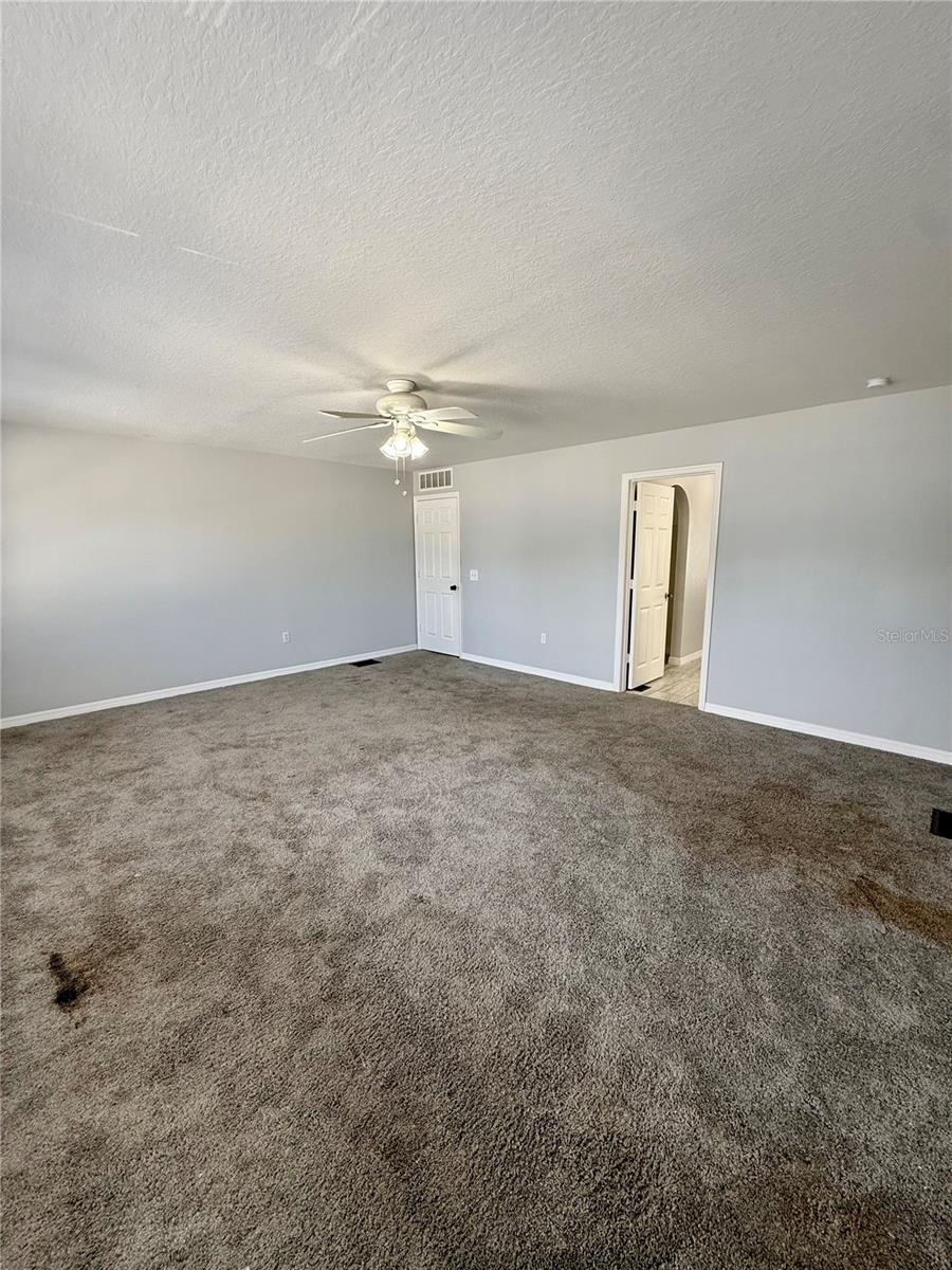 5445 Chandler Dr Property Photo 16
