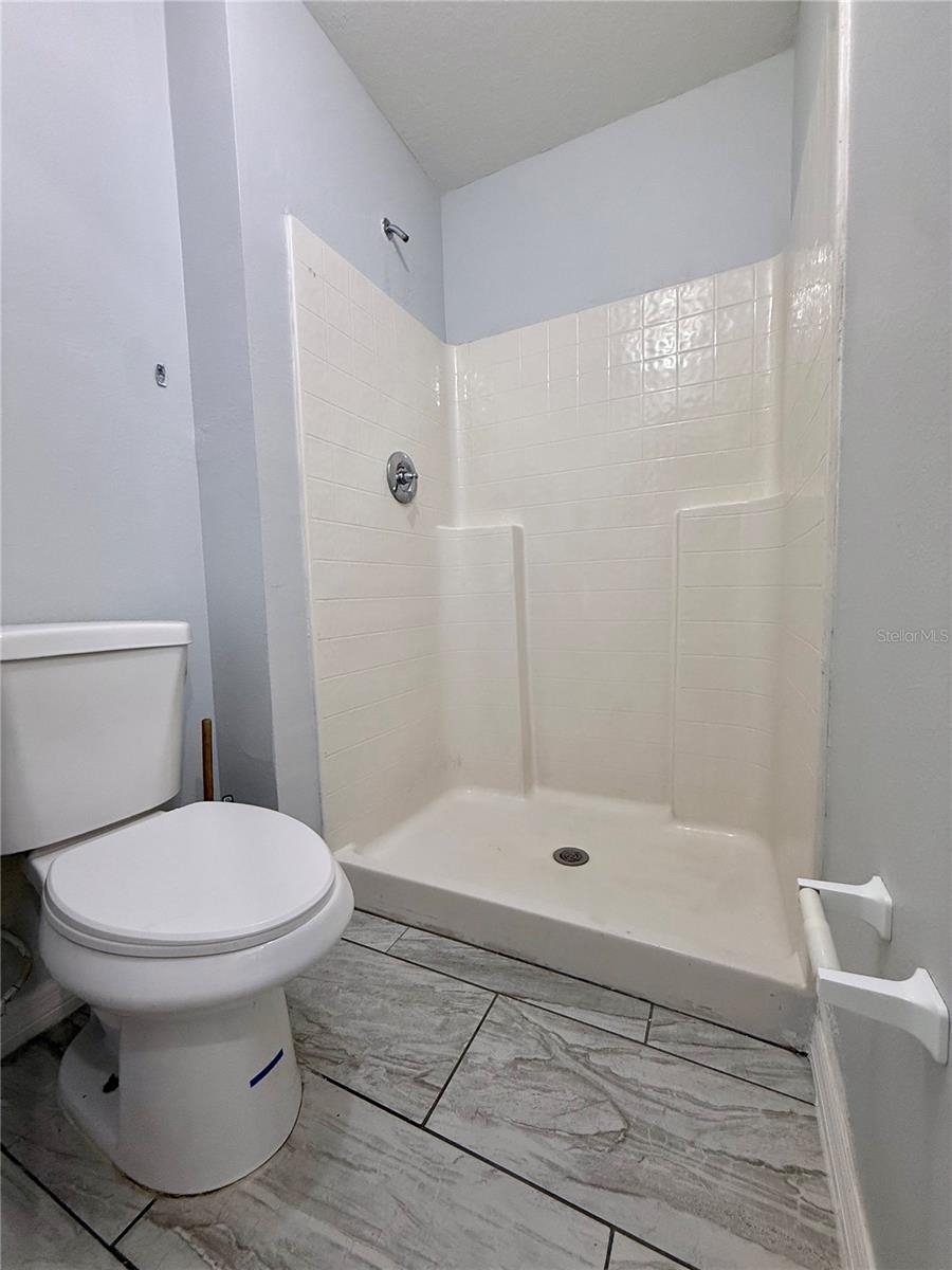 5445 Chandler Dr Property Photo 28