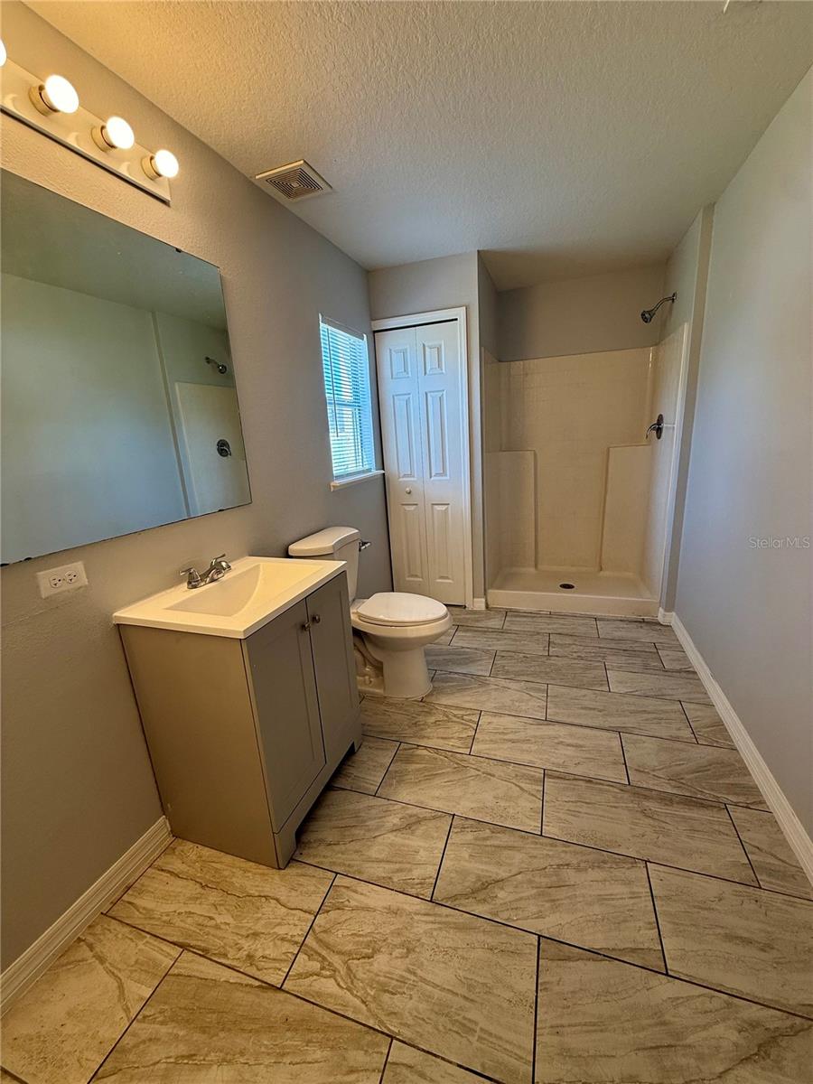 5445 Chandler Dr Property Photo 32