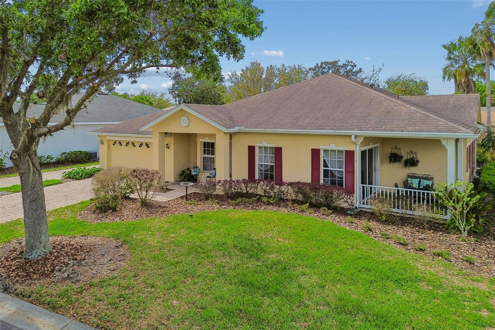524 Glendora Rd Property Photo 1