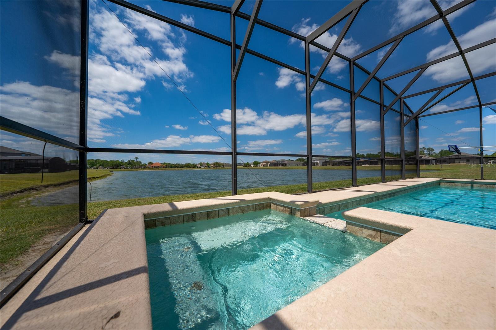 1006 Tourmaline Dr Property Photo 2