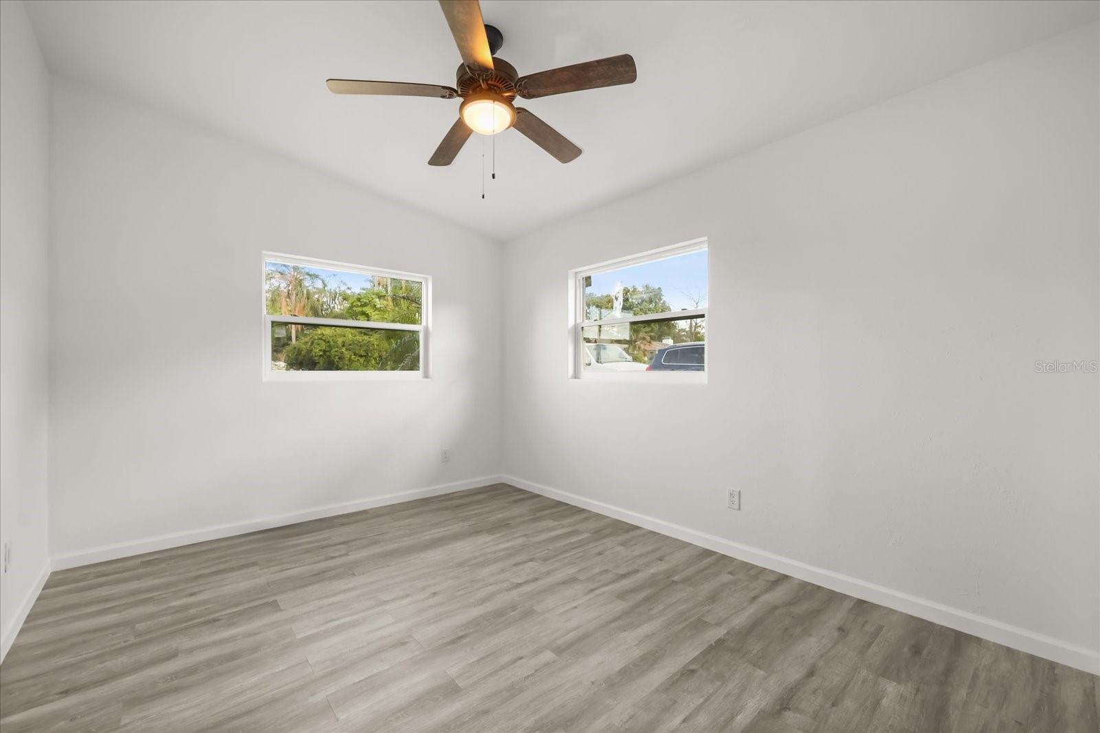 4528 S Shore Rd Property Photo 18