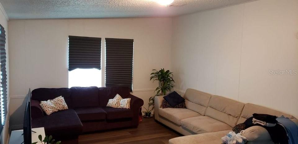 1089 Greenskeep Dr Property Photo 3