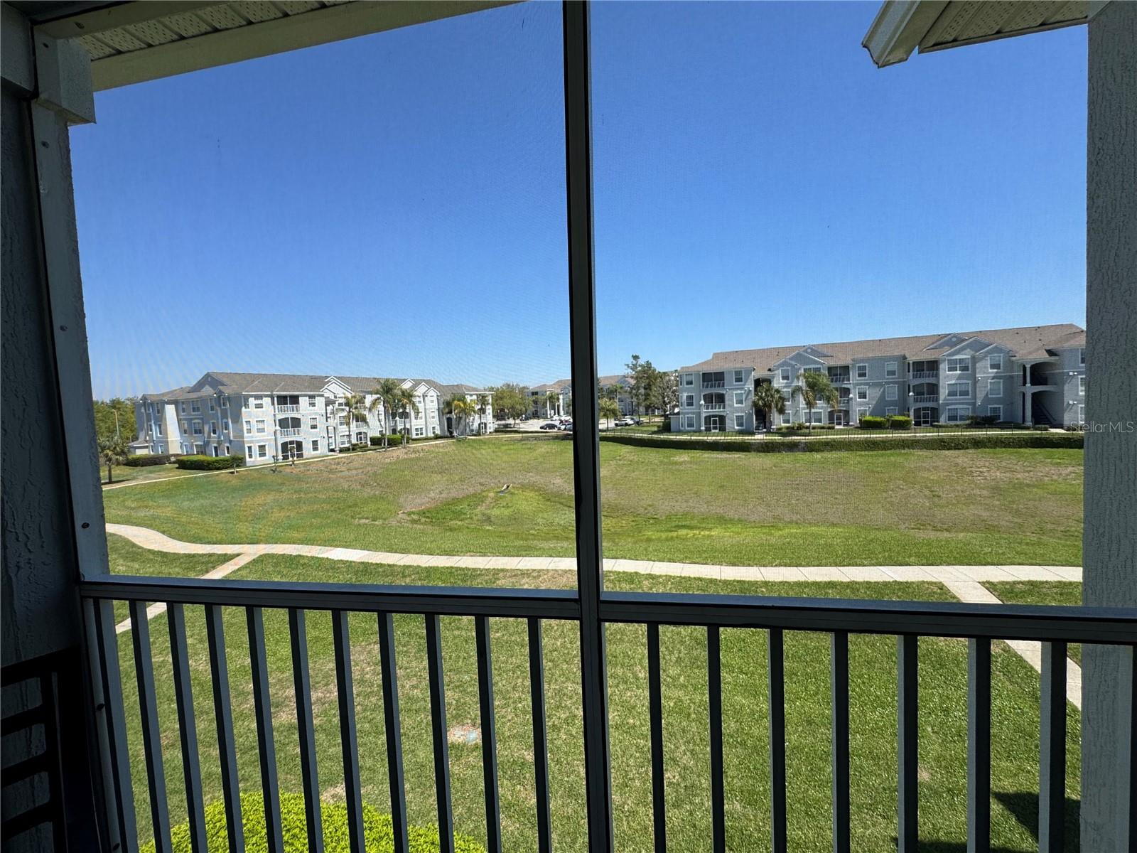 2305 Silver Palm Dr #302 Property Photo 18