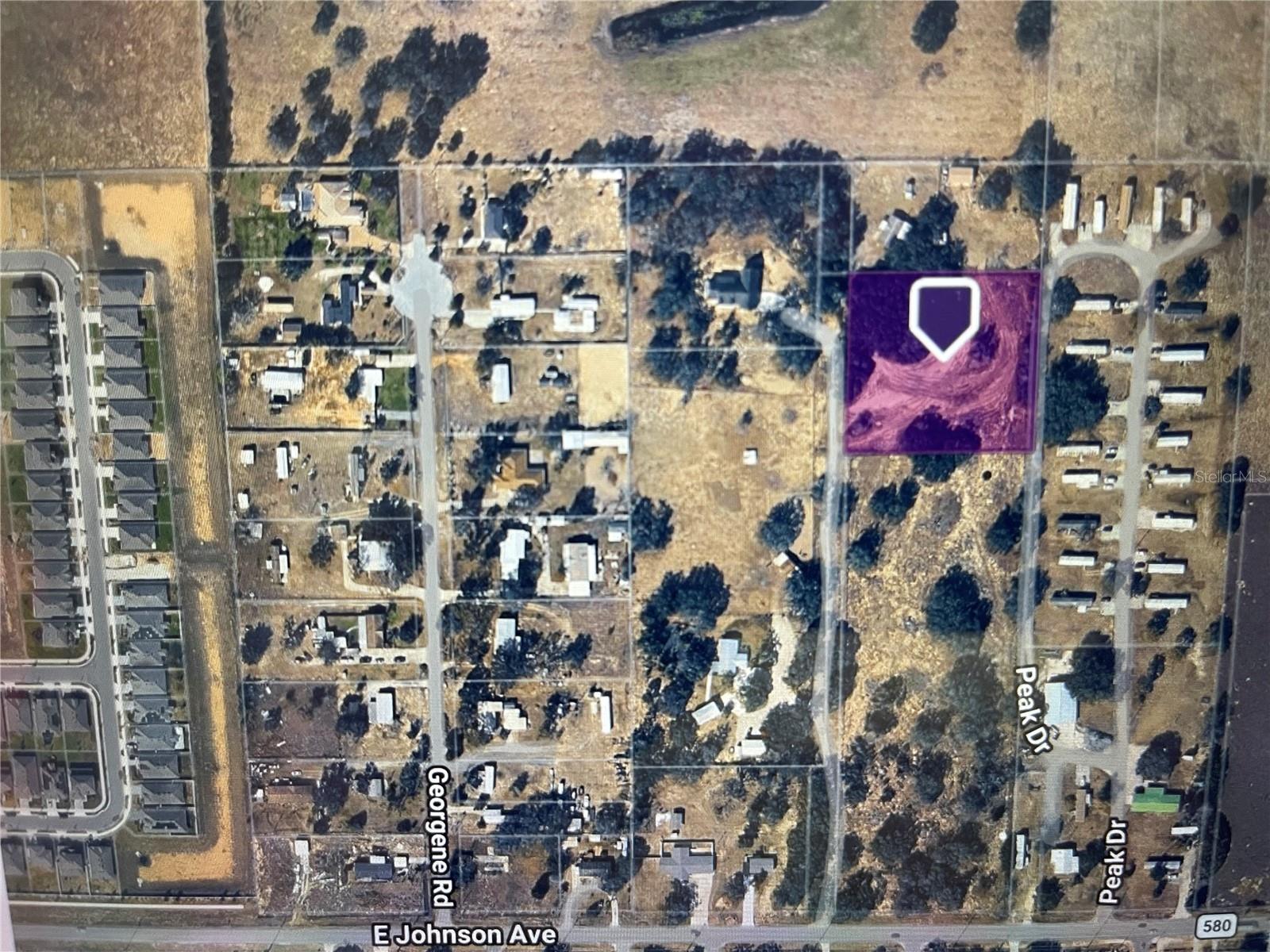Peak Dr Property Photo 5
