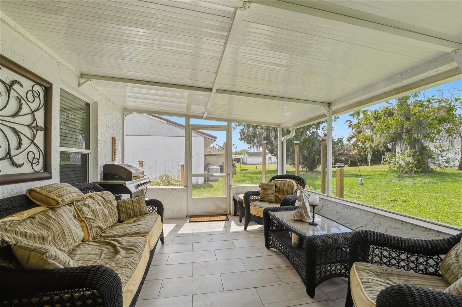 10725 William Tell Dr Property Photo 36