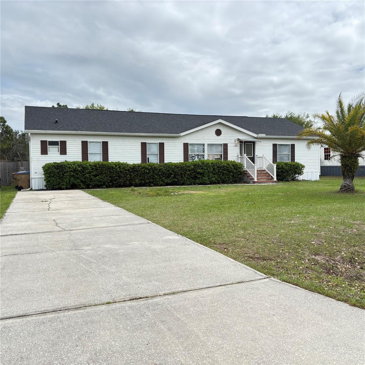1813 Winchester Ct S Property Photo 1