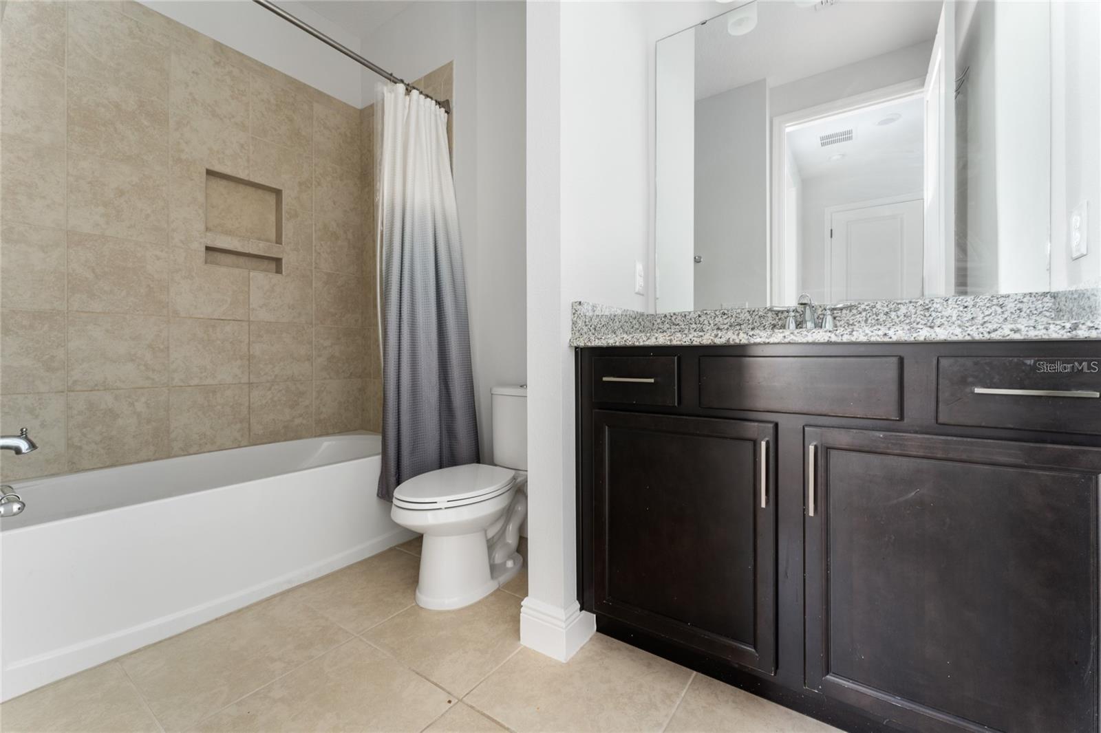 13427 Stoddart Ave Property Photo 11