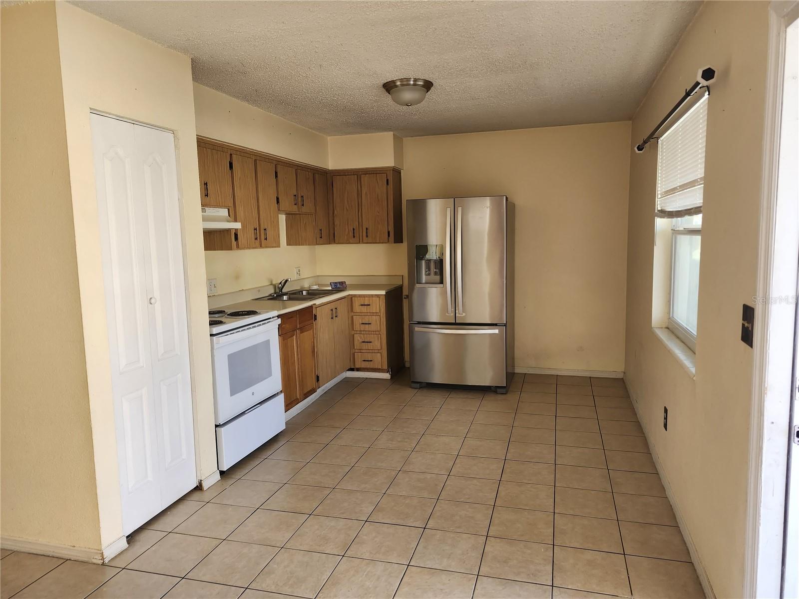 736 Michigan Ct #4 Property Photo 3