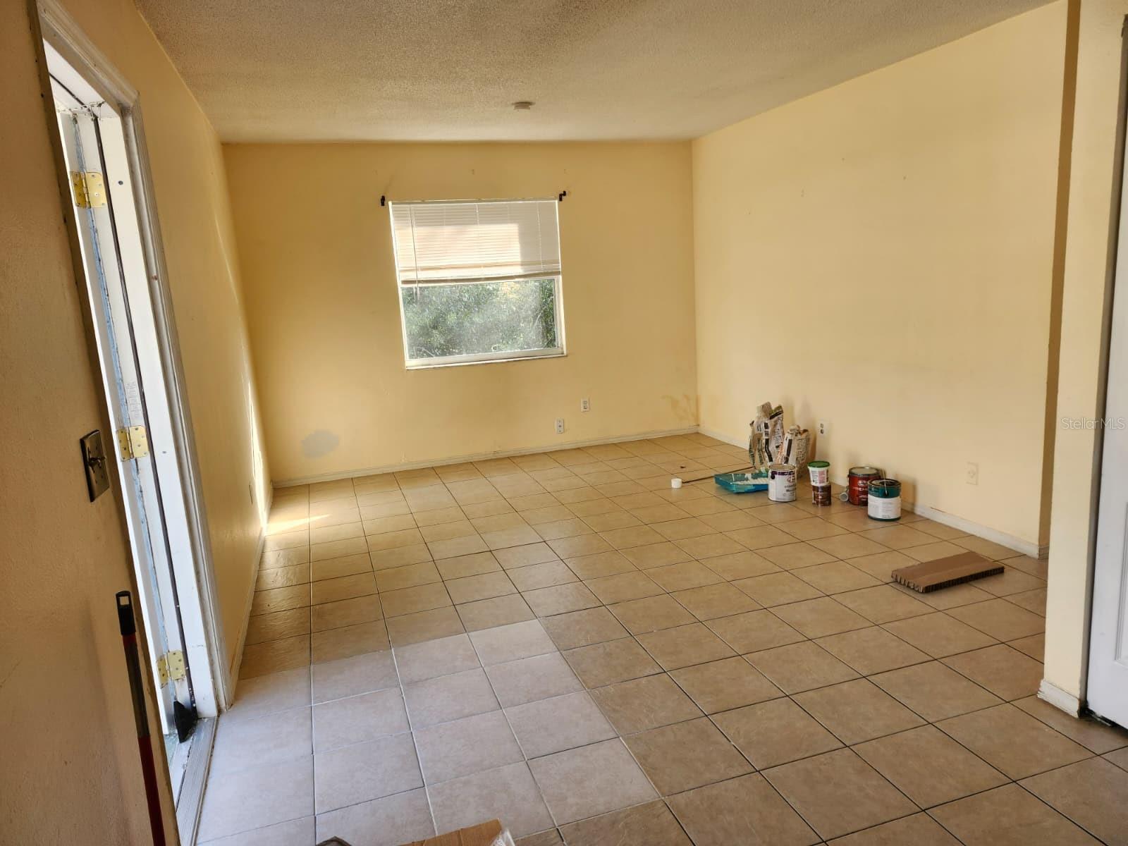 736 Michigan Ct #4 Property Photo 4