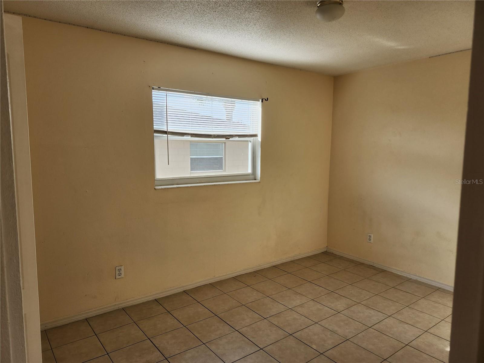 736 Michigan Ct #4 Property Photo 7
