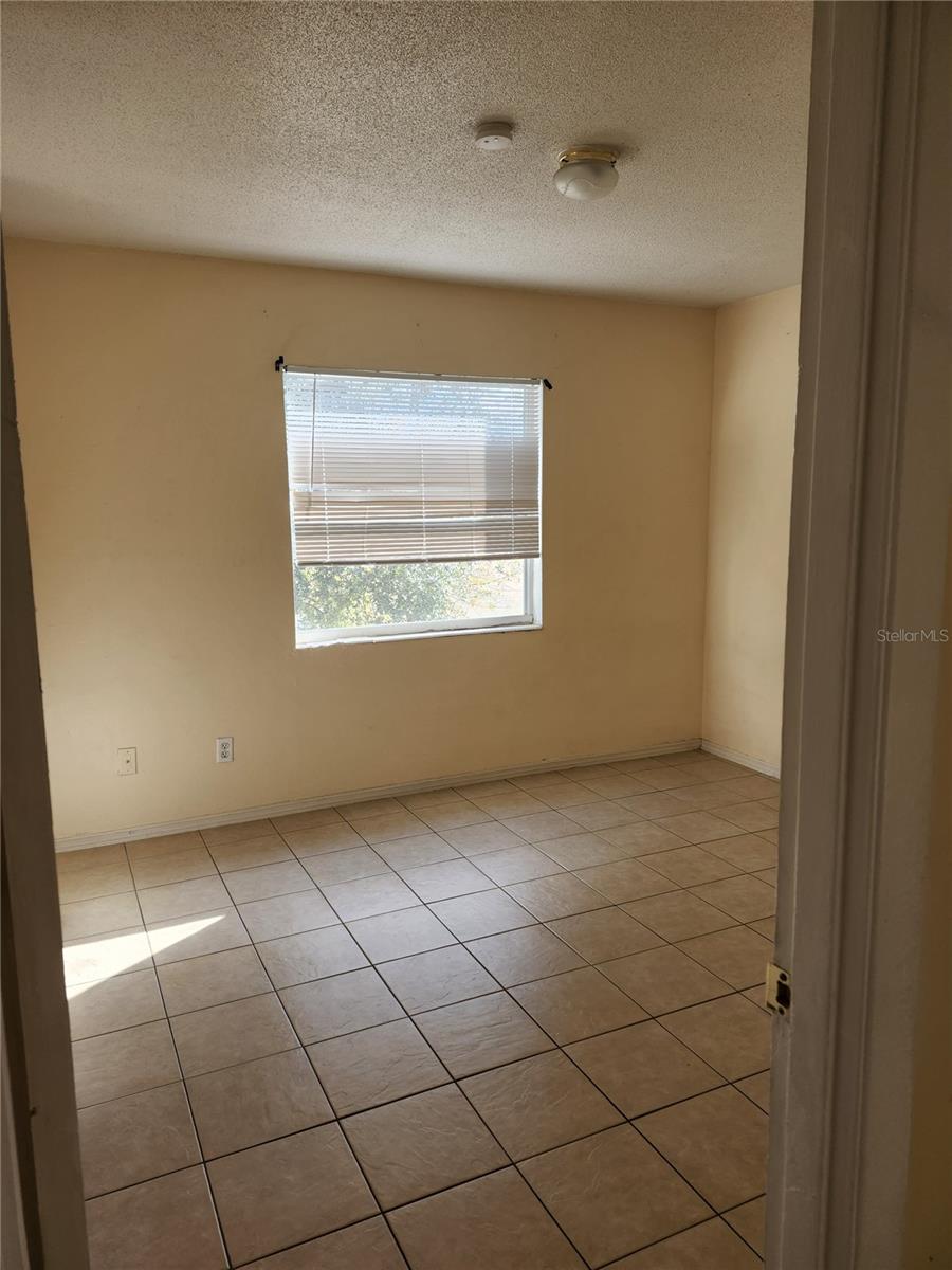 736 Michigan Ct #4 Property Photo 9
