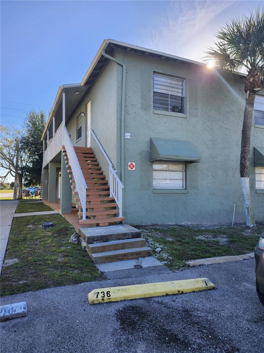 736 Michigan Ct #4 Property Photo 10