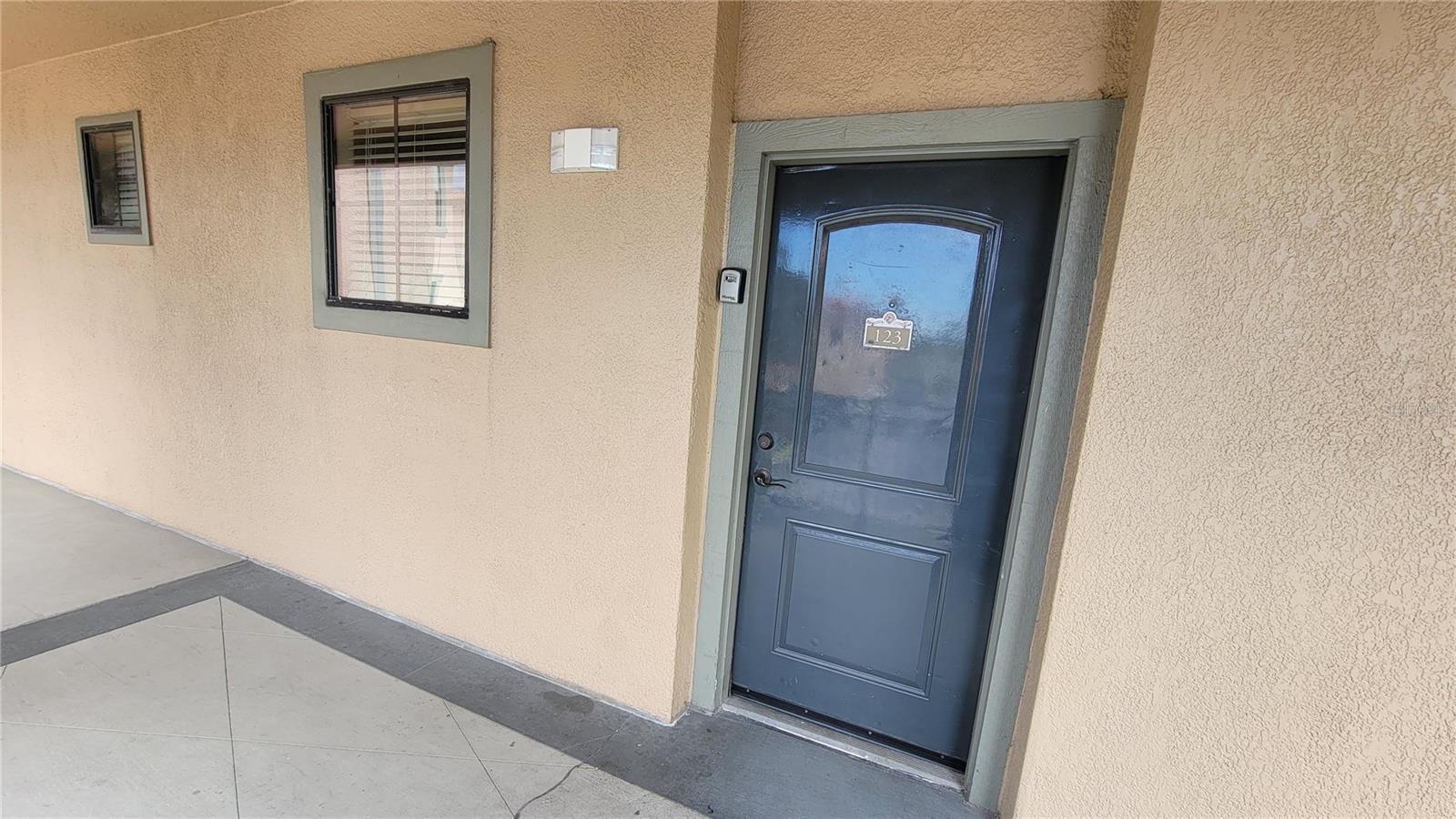 914 CHARO PKWY #123 Property Photo 1