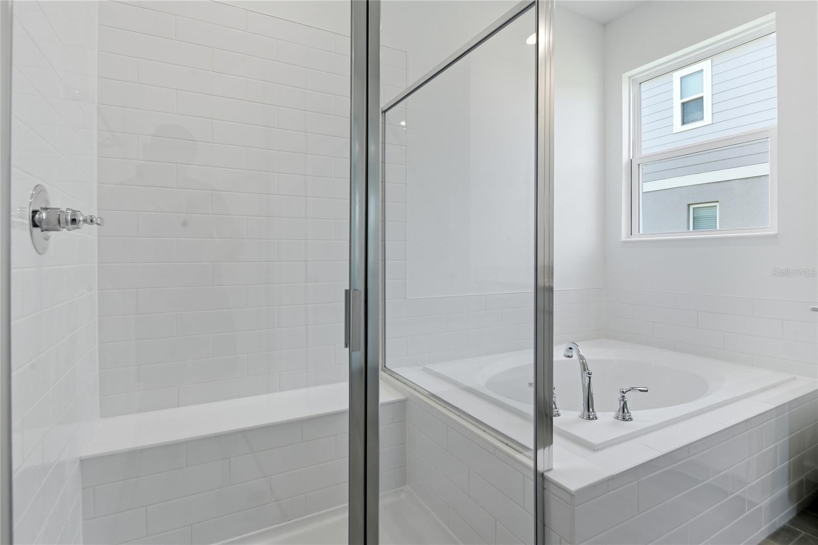 1269 Daisy Hill Ave Property Photo 15
