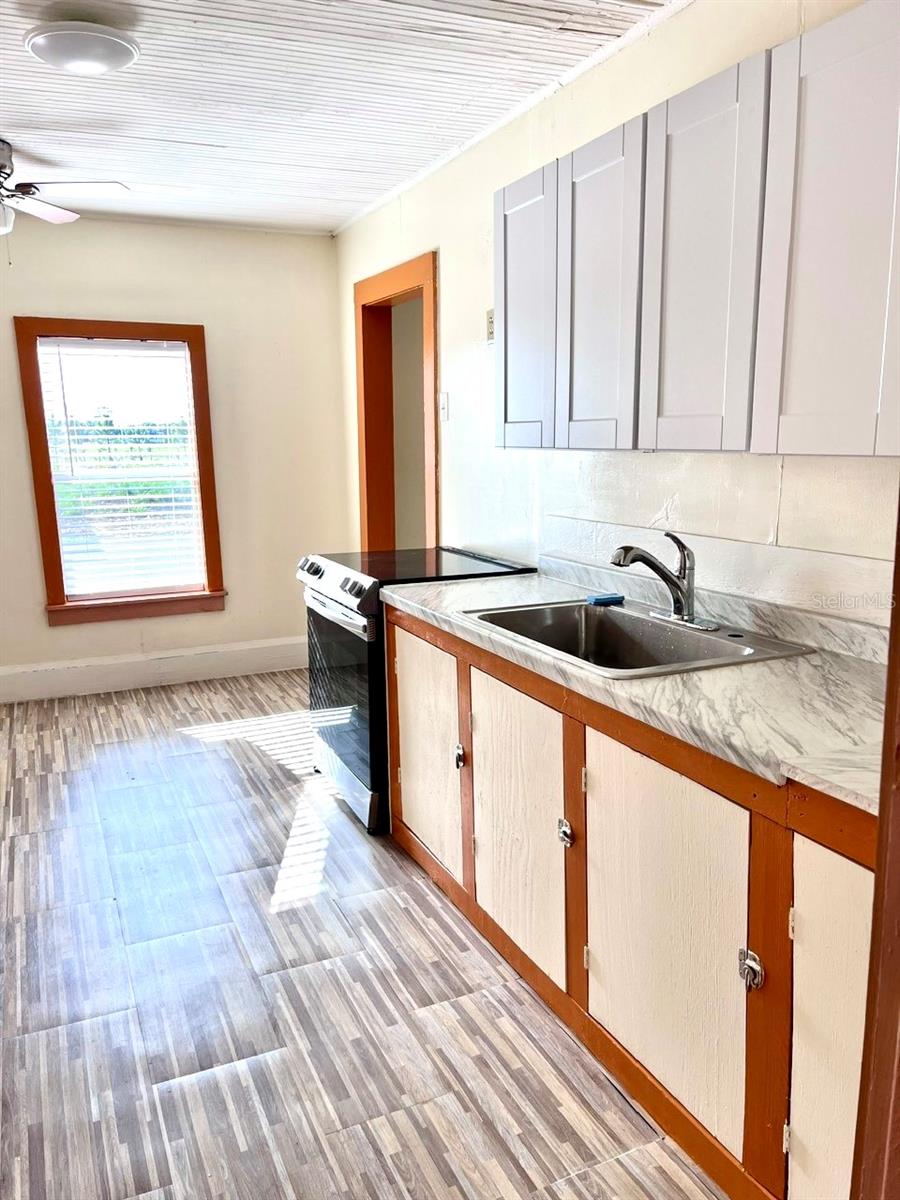 343 Weaver Ave Property Photo 16