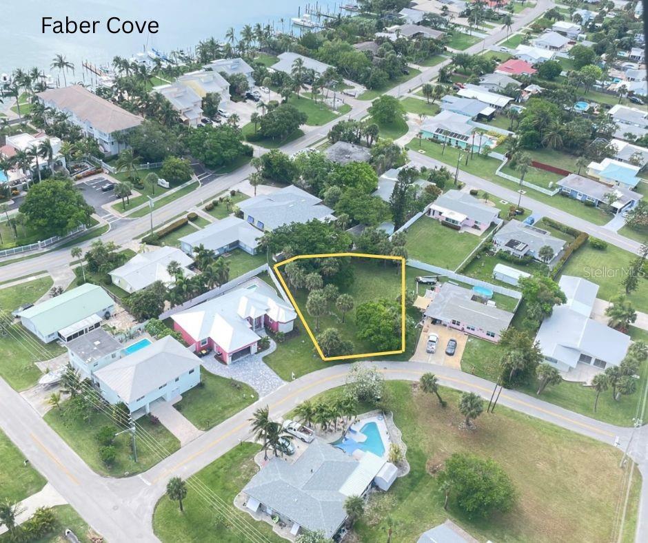 Coral Cir Property Photo 1