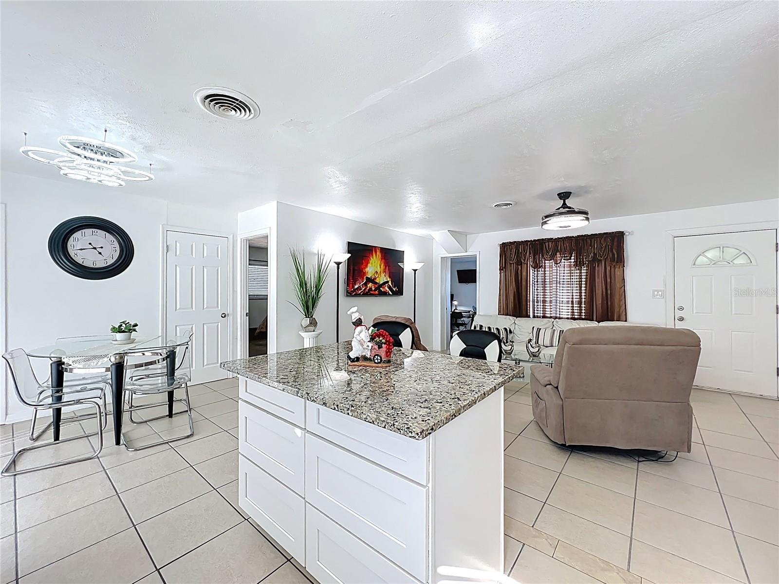 3802 Westgate Rd Property Photo 12