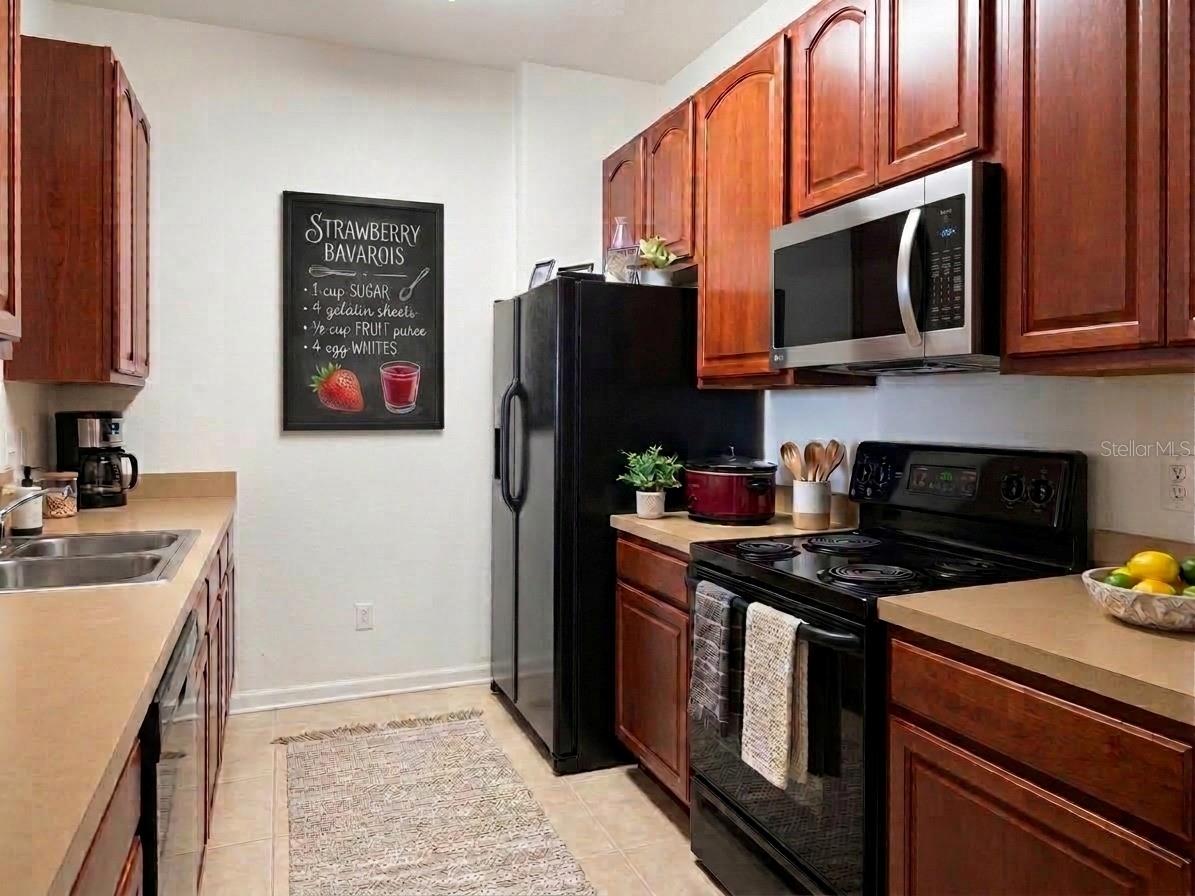 2484 San Tecla St #402 Property Photo 9
