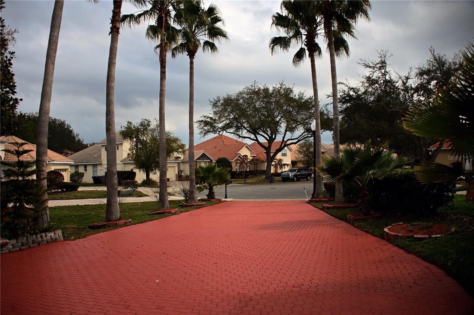 8800 Oak Landings Ct Property Photo 3