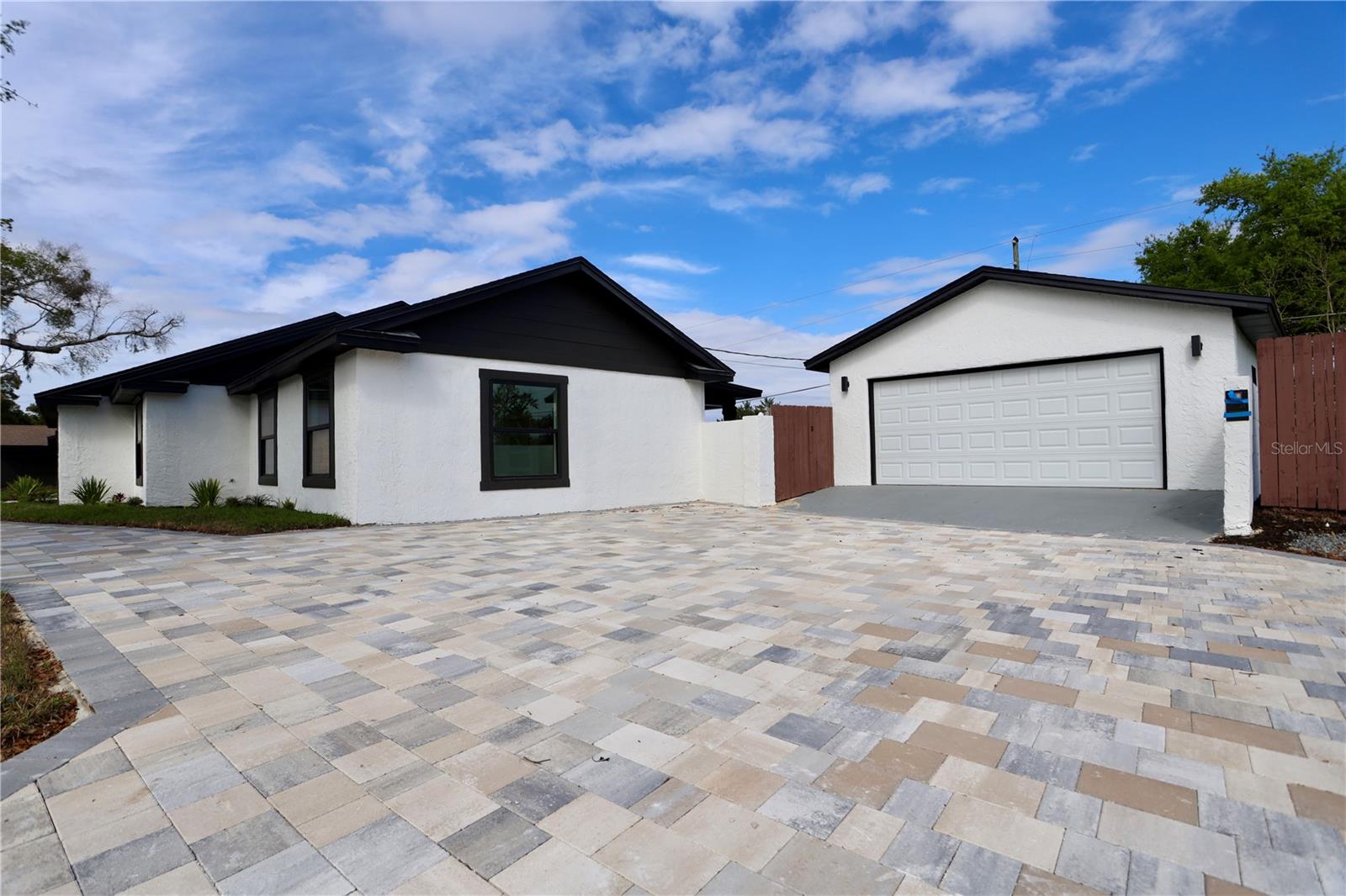 2801 Waumpi Trl Property Photo 2