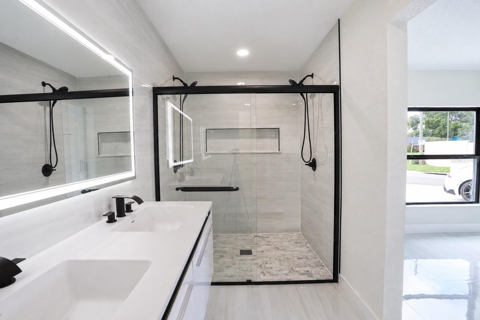 2801 Waumpi Trl Property Photo 36