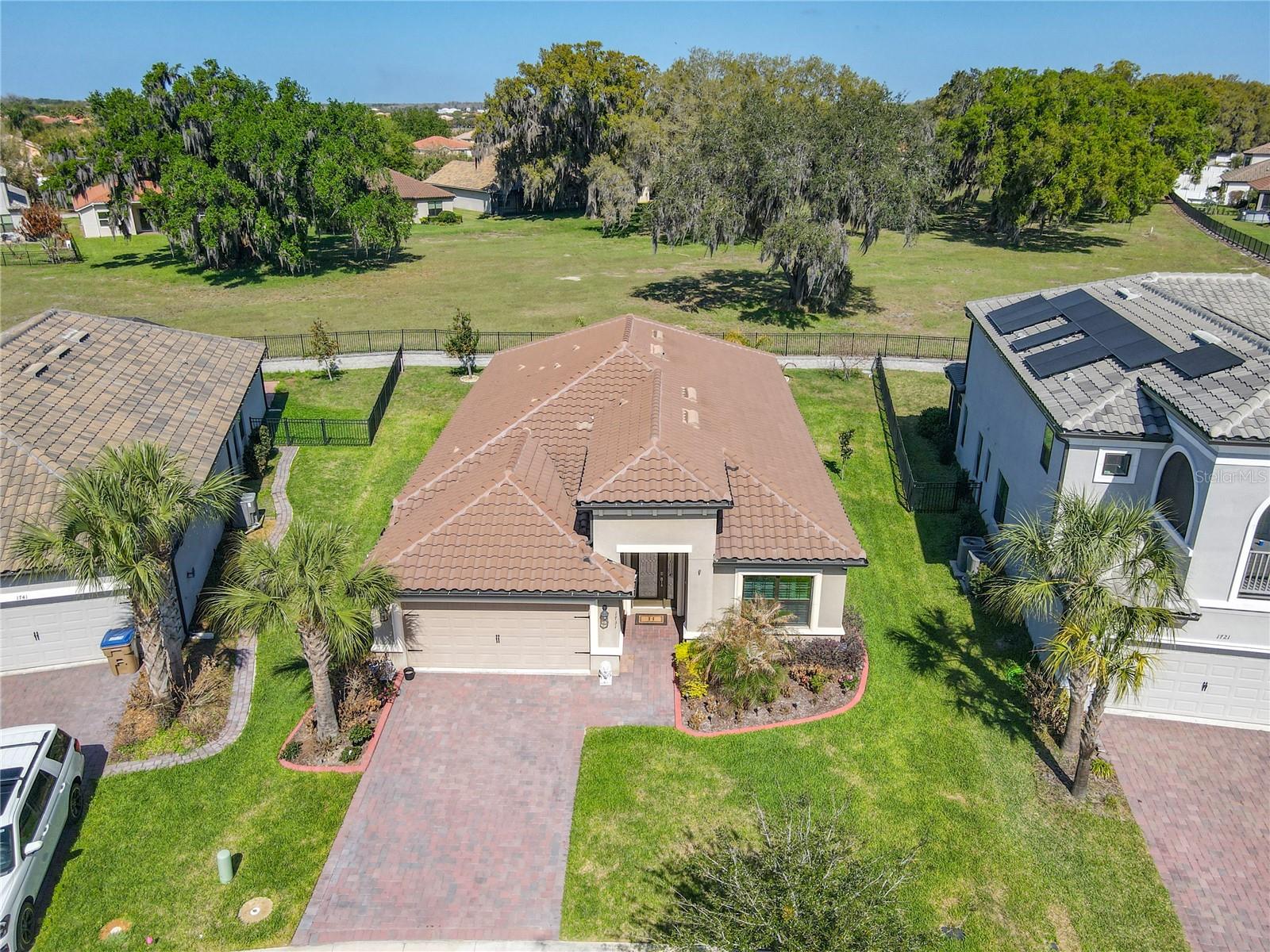 1731 Goblet Cove St Property Photo 1