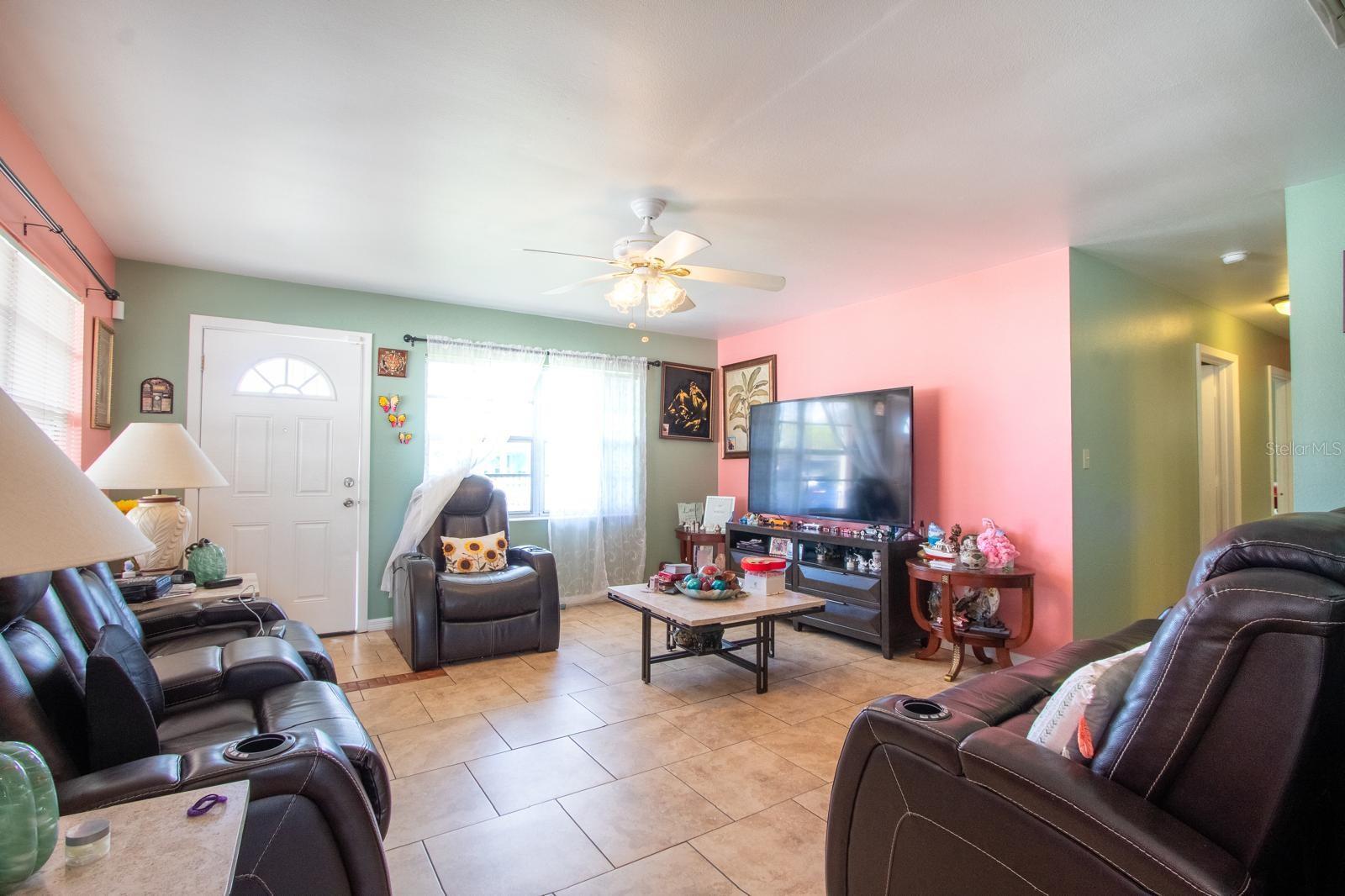 4401 Edgebrook Property Photo 14