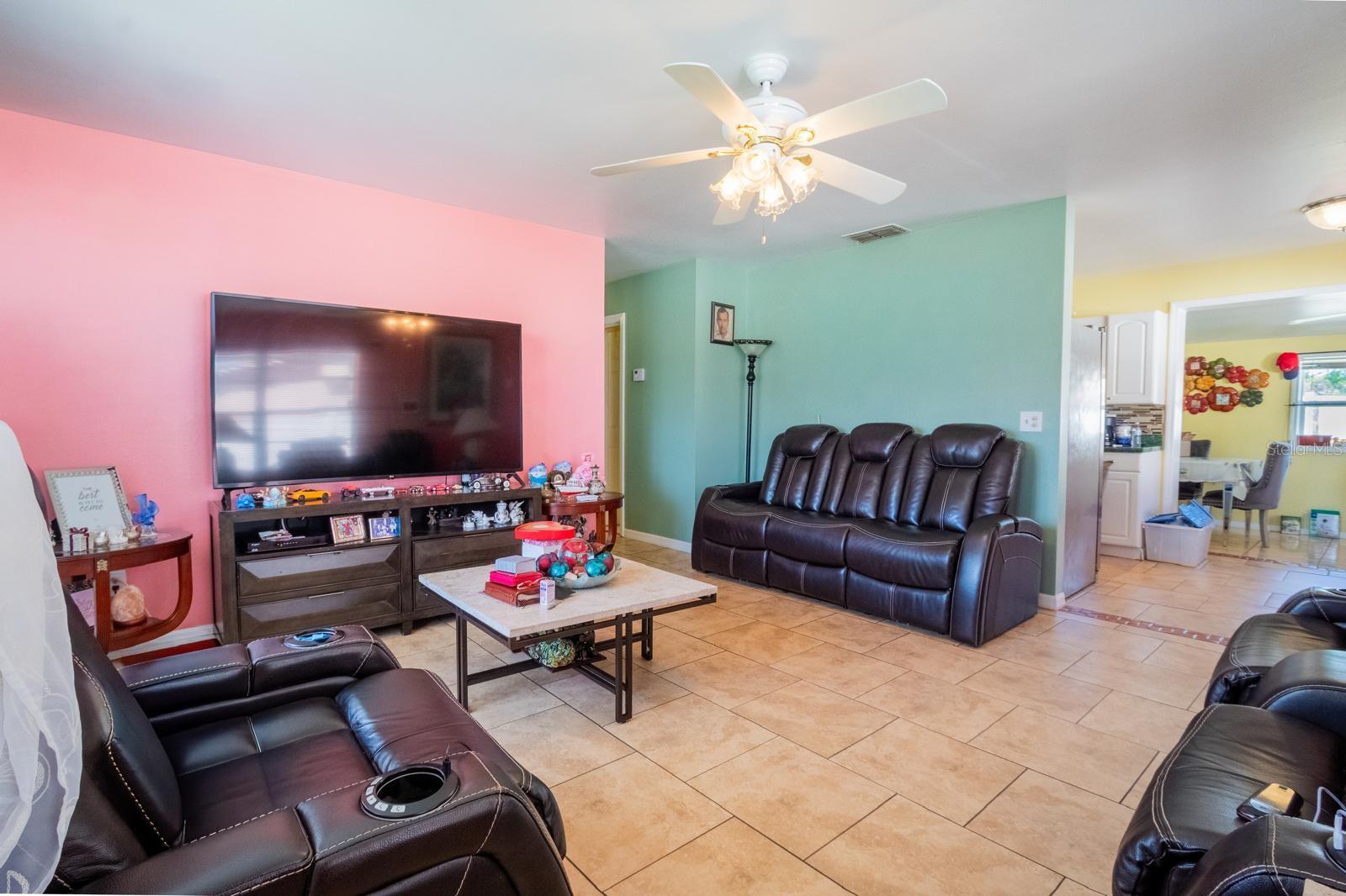 4401 Edgebrook Property Photo 15