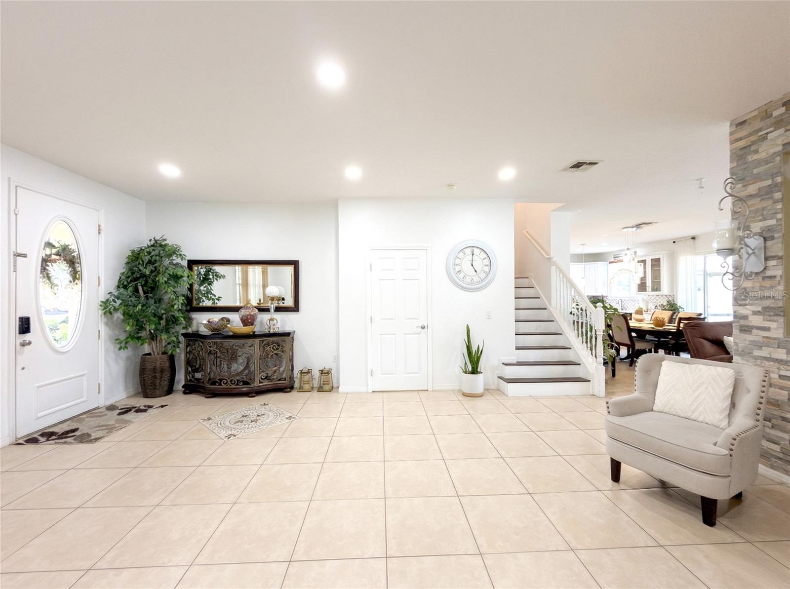 3425 Perching Rd Property Photo 6