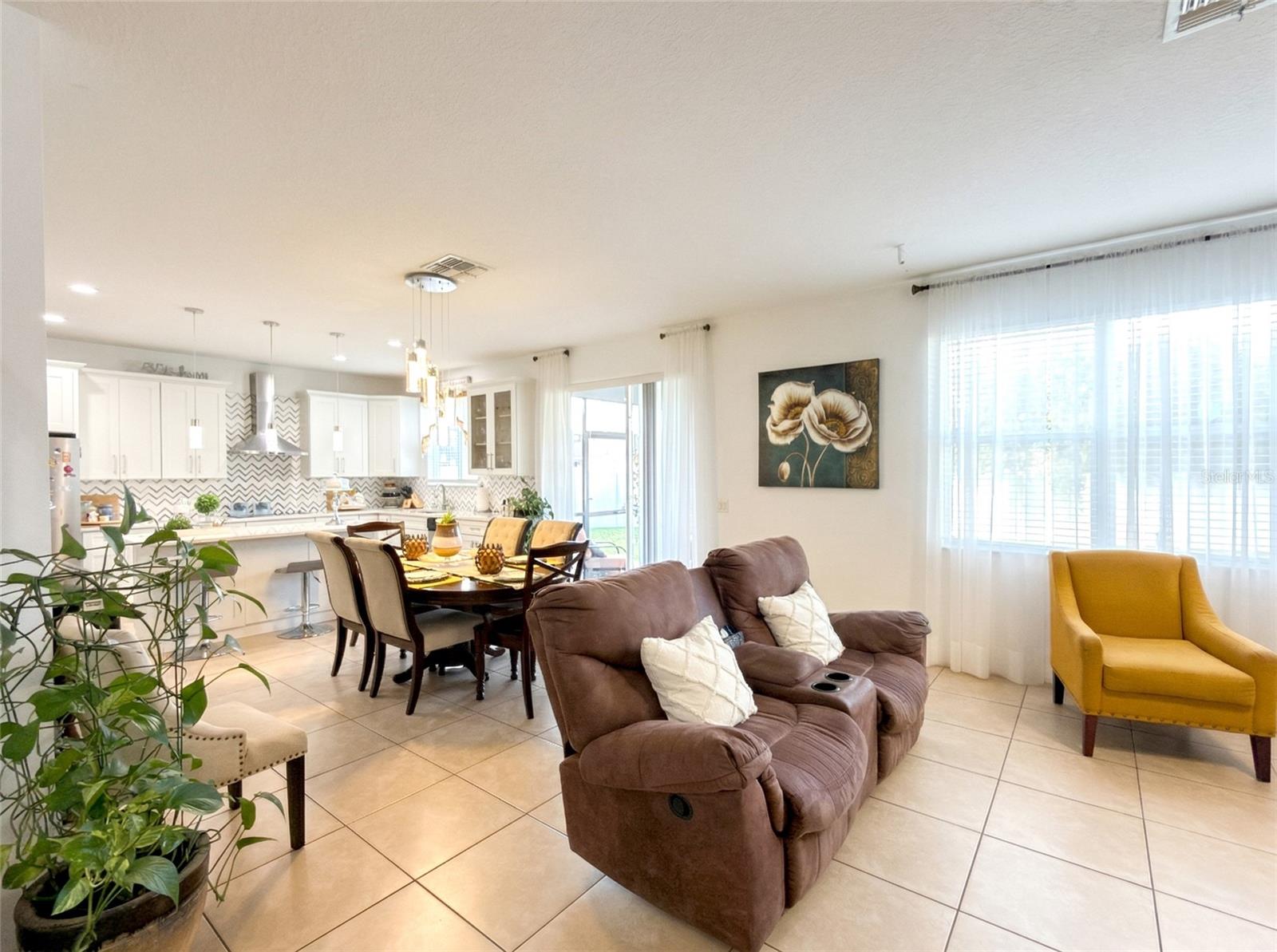 3425 Perching Rd Property Photo 14