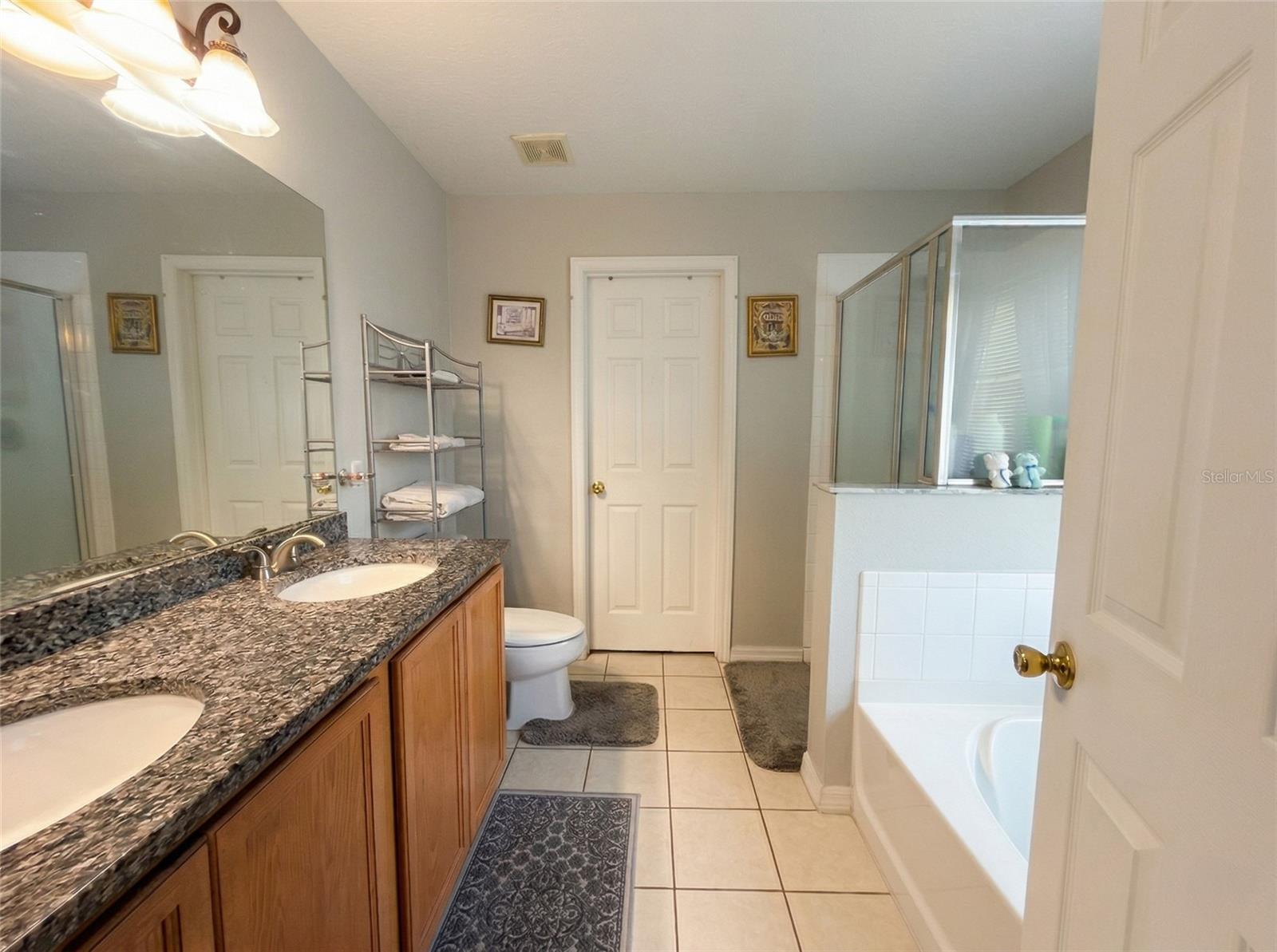 3425 Perching Rd Property Photo 21