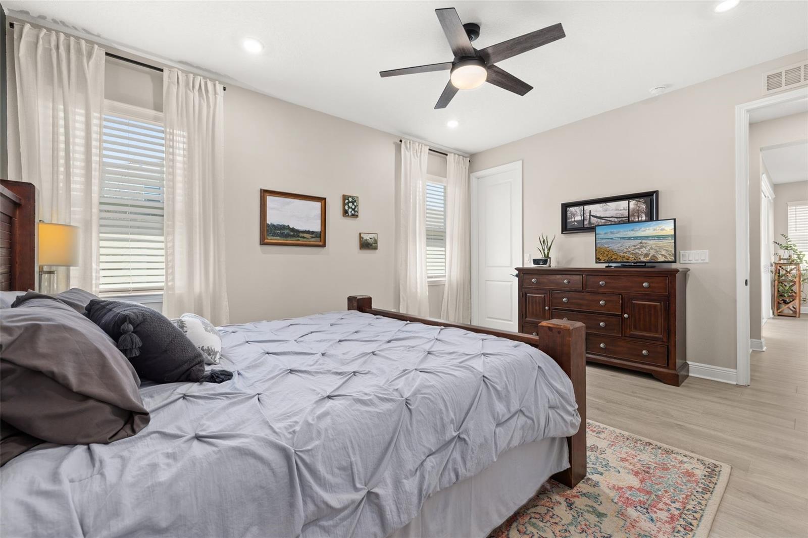 4542 Lions Gate Ave Property Photo 17