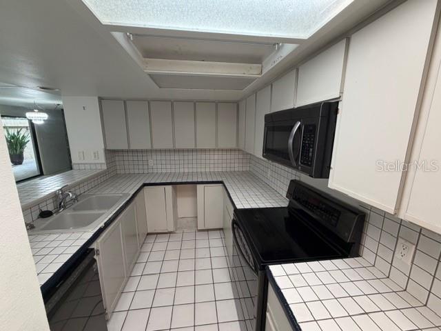 28 Casarena Ct Property Photo 4