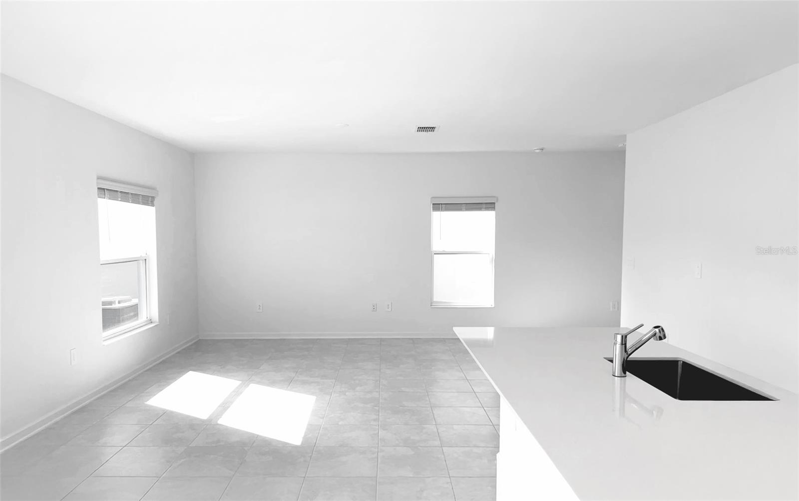 1658 Teagan Ln Property Photo 5
