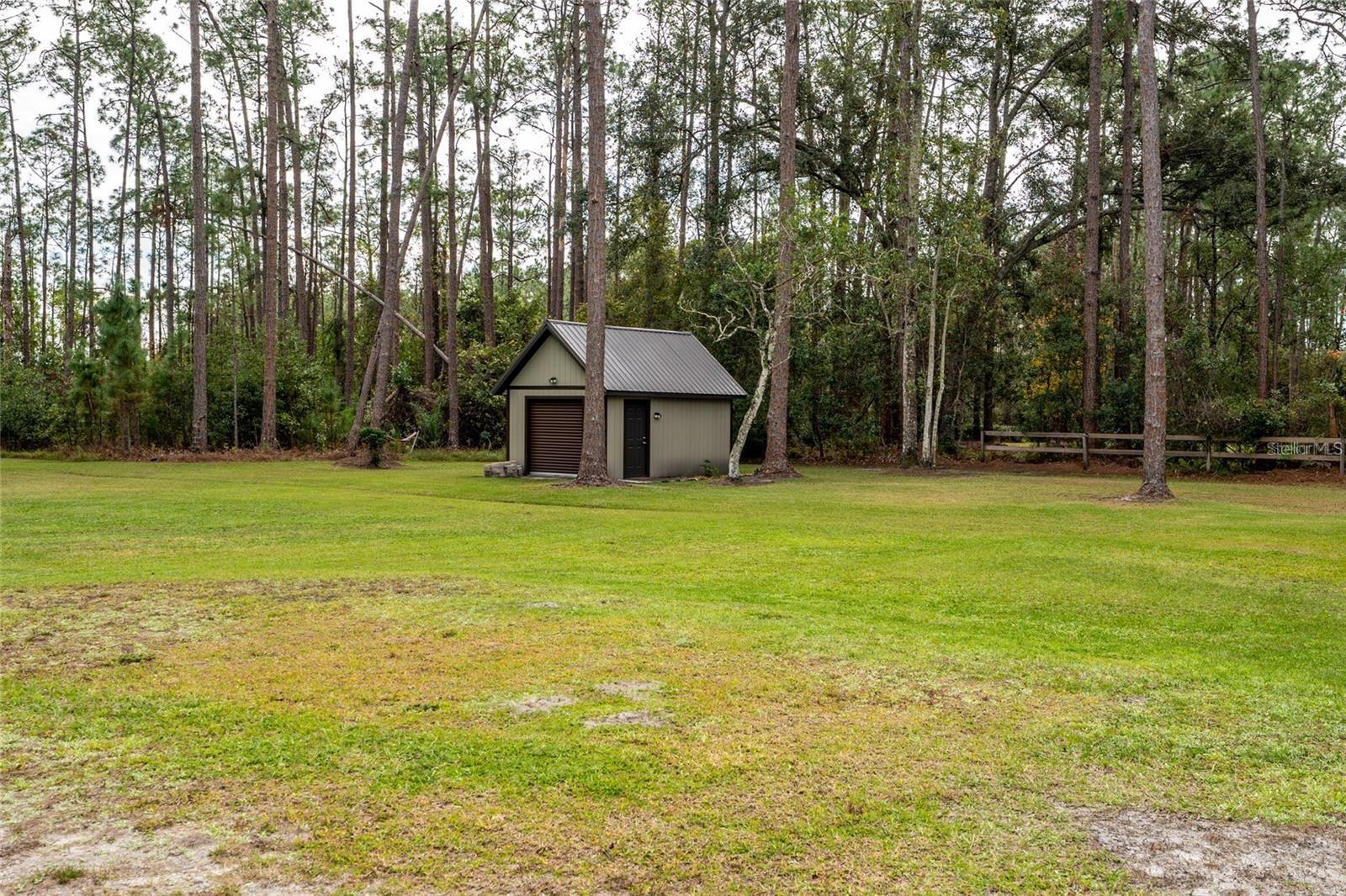 875 Eden Dr Property Photo 32