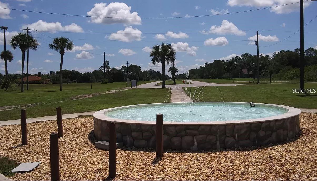 1008 Calliandra Dr Property Photo 8