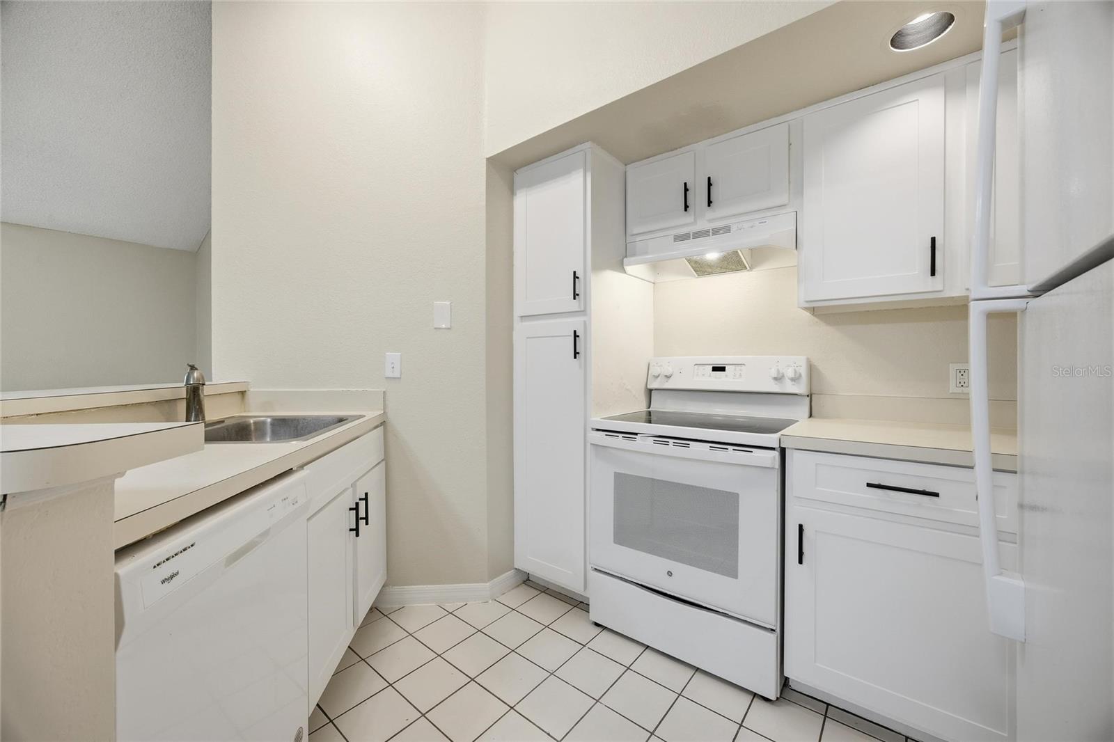 4532 Commander Dr #2132 Property Photo 6